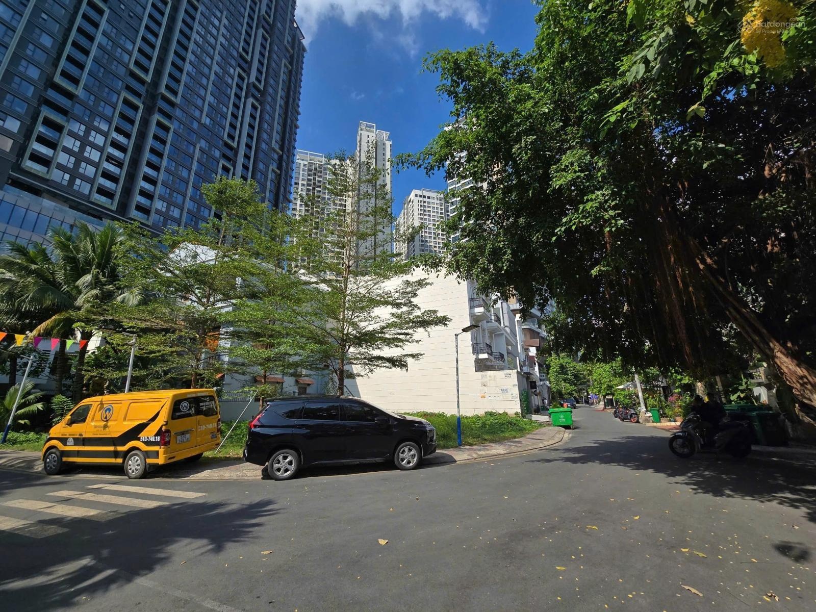 Độc tôn! Bán nhanh lô đất góc 2MT Võ Trường Toản - Thảo Điền Q2. DT 150m2 (10x15m) giá 50 tỷ TL