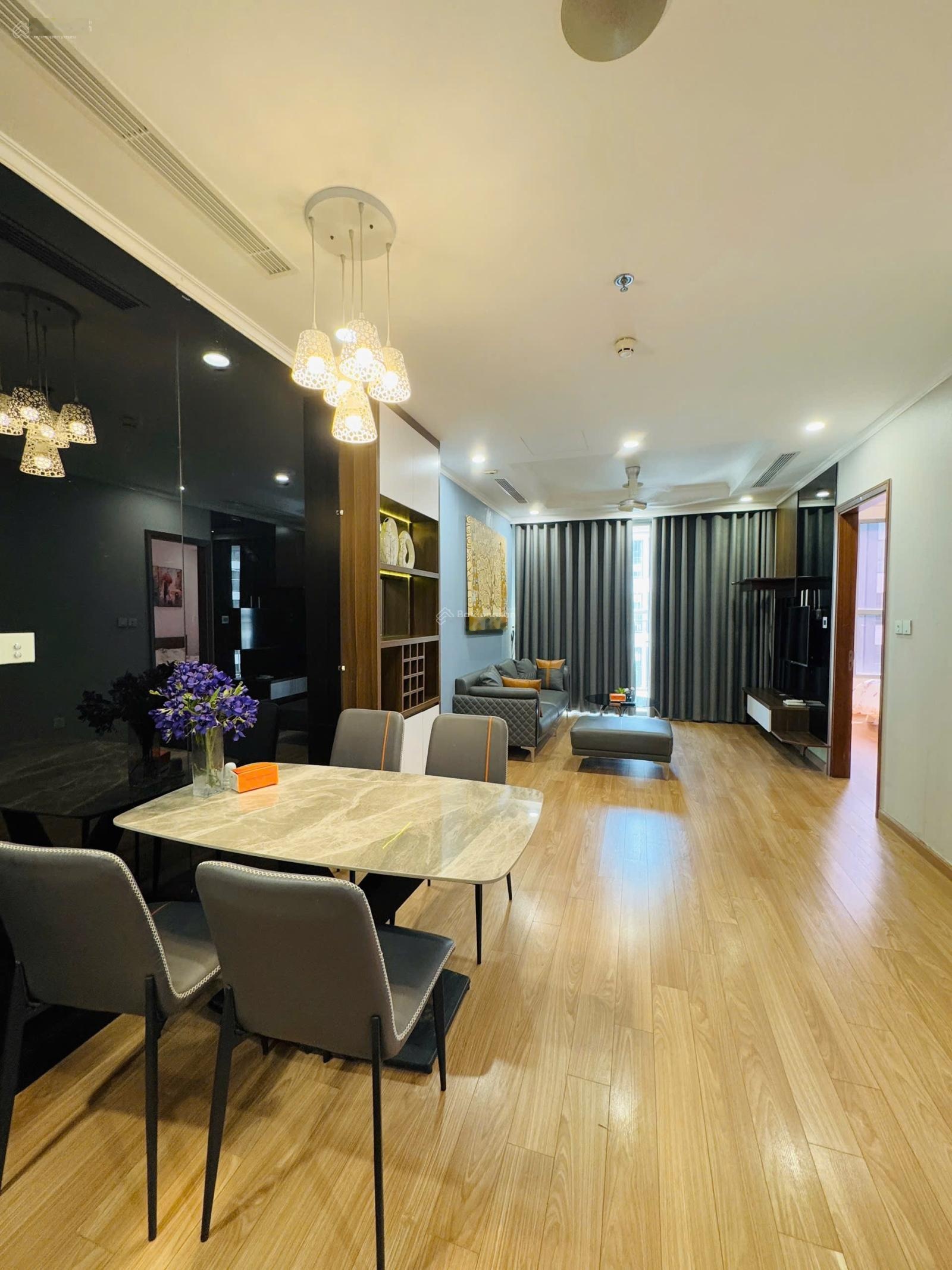 Cần cho thuê căn 2 phòng ngủ, full nội thất mới Timecity. Nhà trống vào luôn. Lh: 0985484476