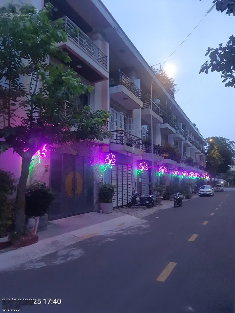 Giảm sâu 1 tỷ bán nhà mới ngô tất tố 2 ô tô tránh nhau vào ở ngay, giá tốt chỉ 9,5 tỷ bớt lộc