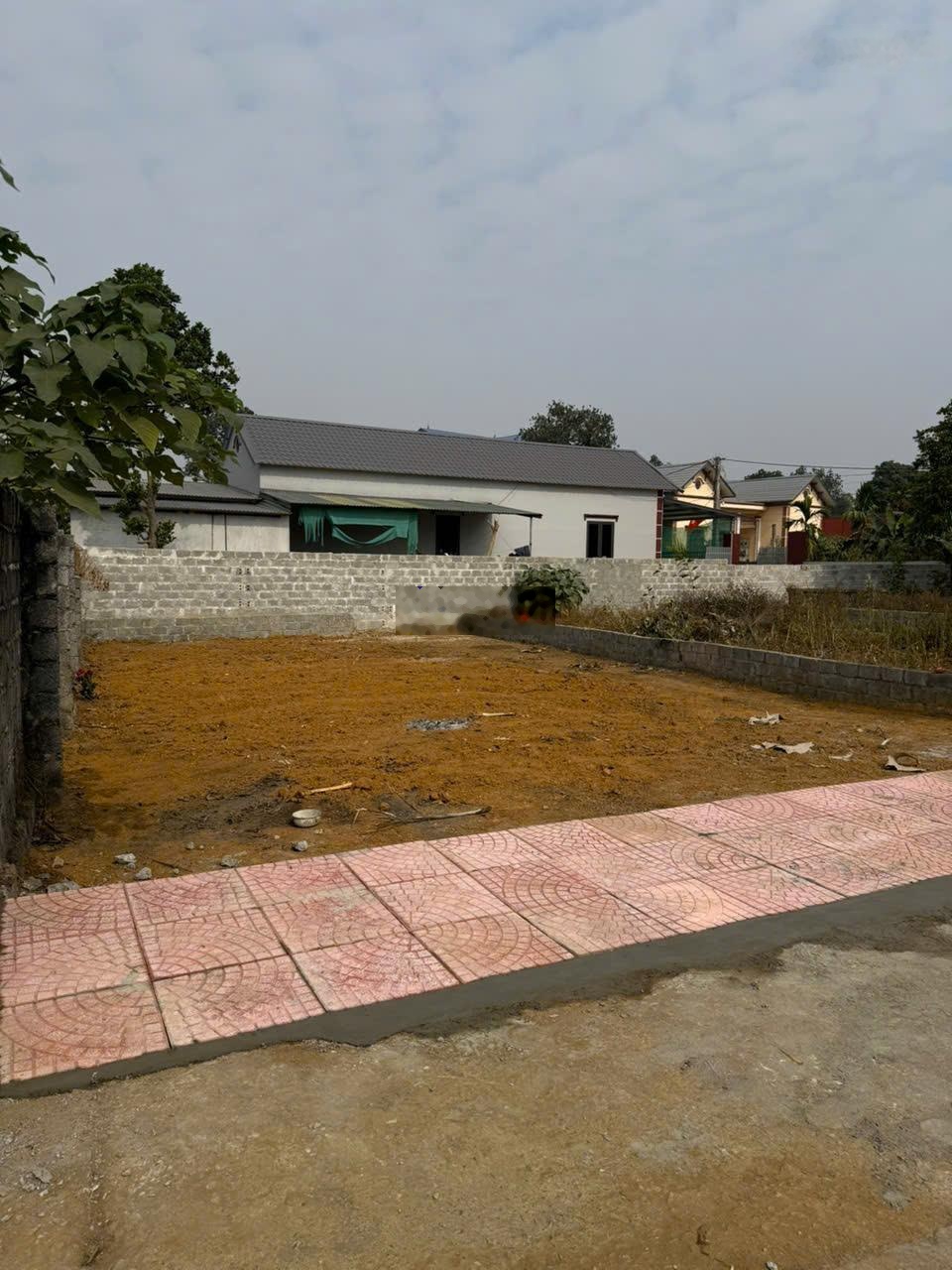 Bán đất Phú Cát 225m2, giá chỉ 6 tỷ 300 - Phú Cát - Sổ đỏ ngay - LH: 0936065565