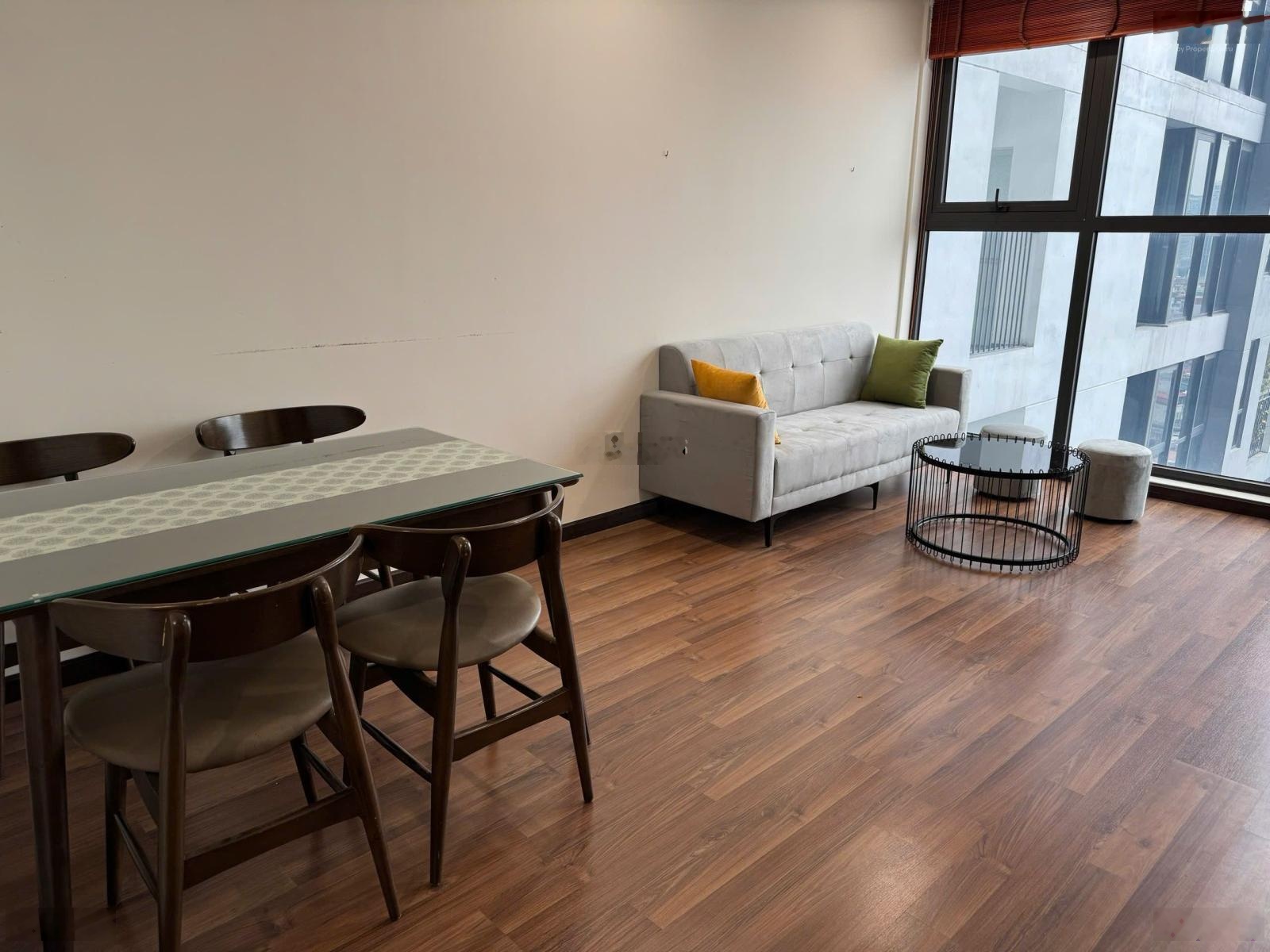 Cho thuê cc Mipec Rubik Xuân Thủy - Cầu Giấy. 54m. 2N. 1VS. Full Nội thất. 15.5tr/tháng