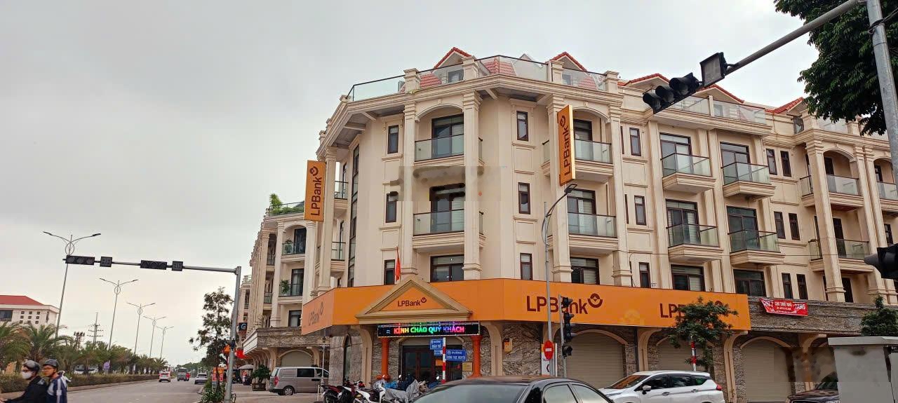 Bán gấp liền kề Him Lam 1 DT 81m², xây 5 tầng, sổ đỏ, giá 13 tỷ