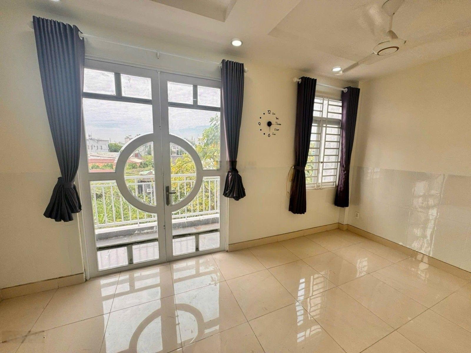 Nhà 4 tầng đường 12 tam đa full nội thất có dòng tiền giá chỉ 5,3 tỷ 56m2