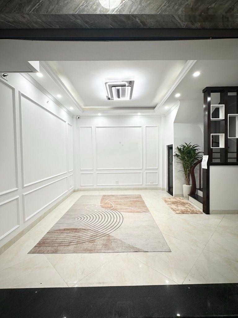 Phương canh 5 tầng gần đh công nghiệp cđ fpt, đh đông á khai thác cho thuê cực tốt 35m2 giá 7t