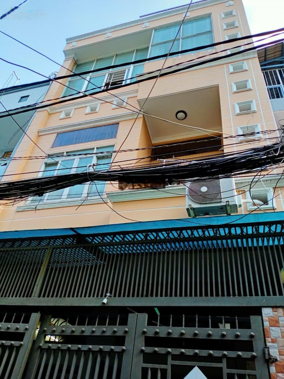 Chính chủ bán nhà hxh cách 10m, cmt8, q10, dt 5,4x12,3t btct, chính chủ lâu năm, nhĩnh 9t tlcc.