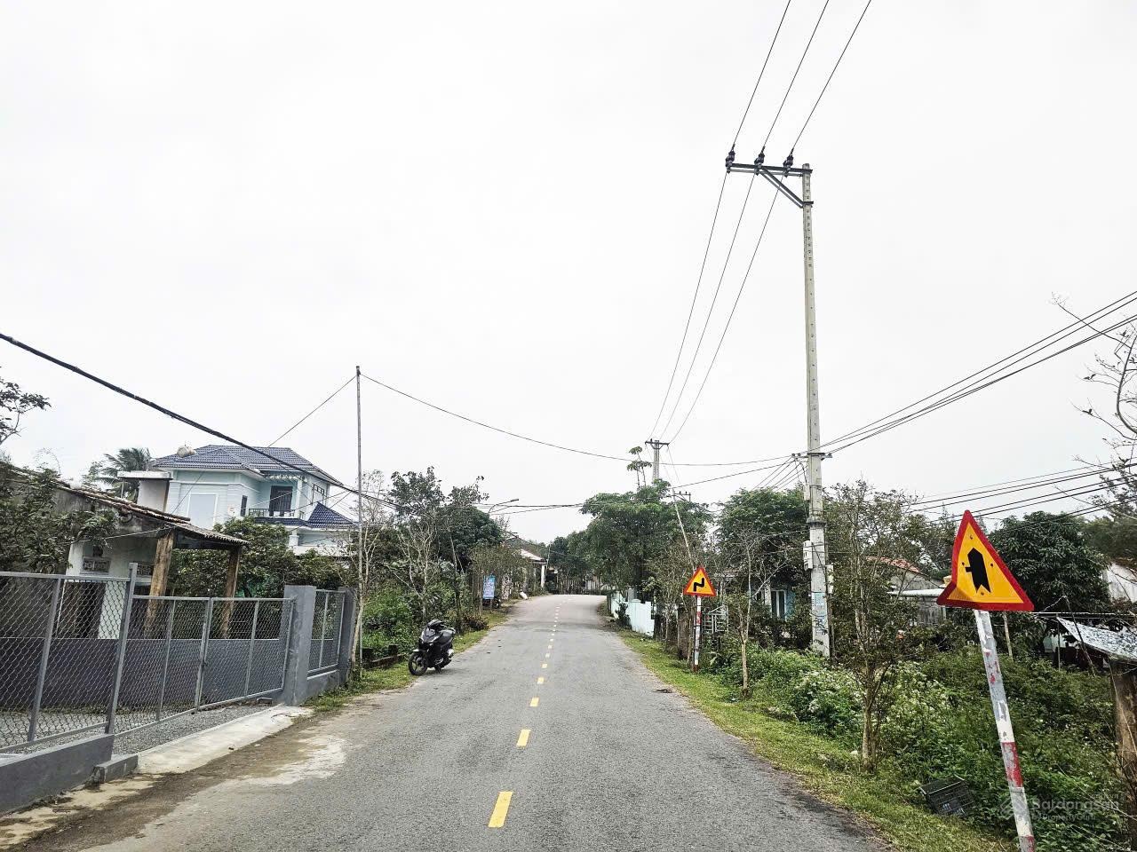 Chính chủ gửi bán lô đất 370m2 mặt tiền đường Thanh Niên, cách biển 300m giá chỉ 6tr/m2 đã sẵn sổ