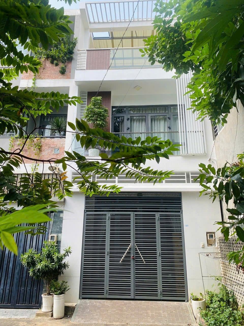 Bán nhà 3 Tầng KDC APEC, Trường Thọ, Gồm 4PN 3WC giá 7,59TỶ