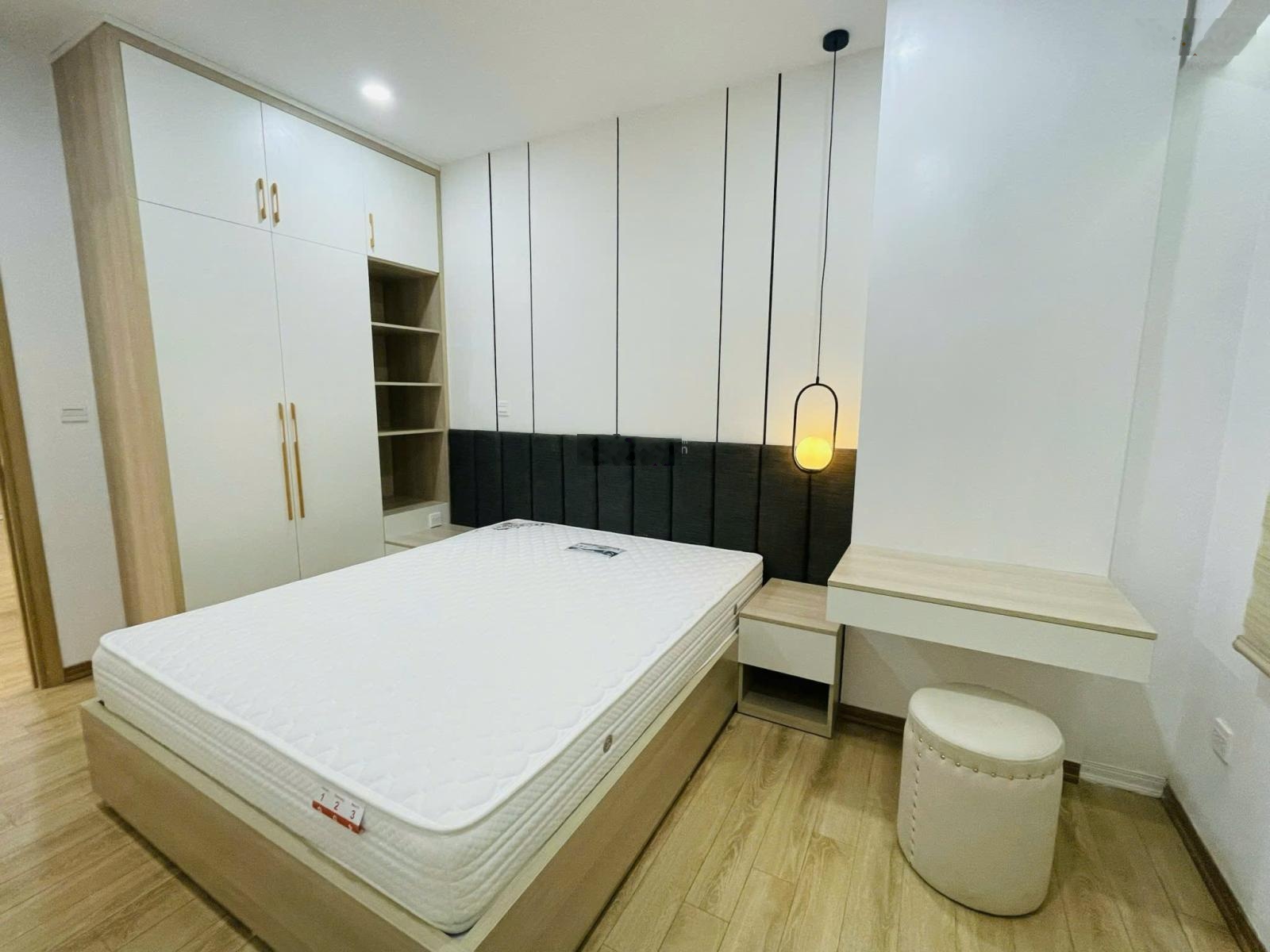 0969286234 Tôi cần cho thuê CHCC Bonanza - Cầu Giấy BC Đông Nam 98m2 3PN full đồ đẹp giá 19tr/th