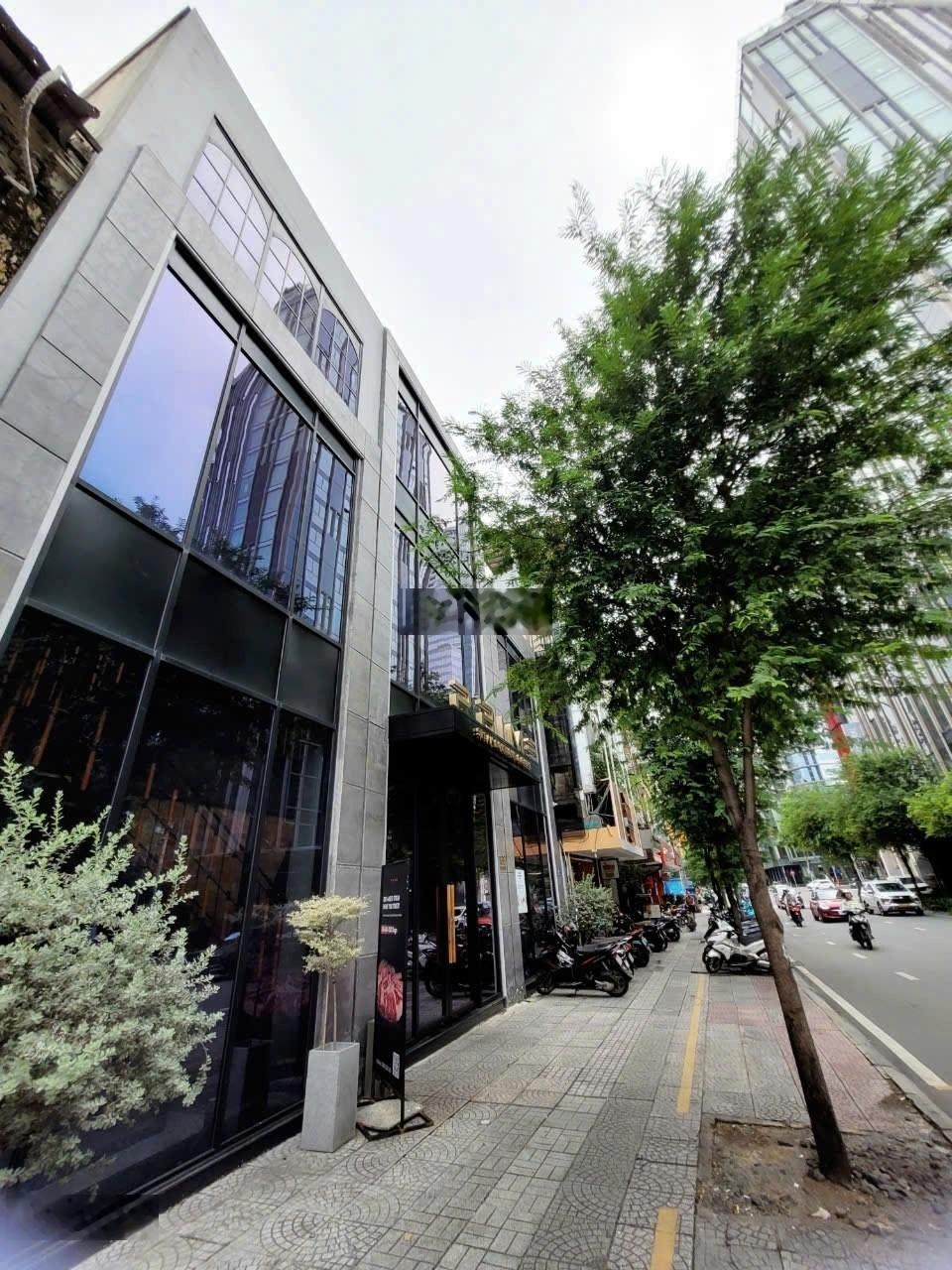 Bán nhà 2MT Pasteur P.Bến Nghé Q.1, DT 9,5x23m CN 252m2 KC 3 tầng, HĐT 18.000$ Giá 370 tỷ