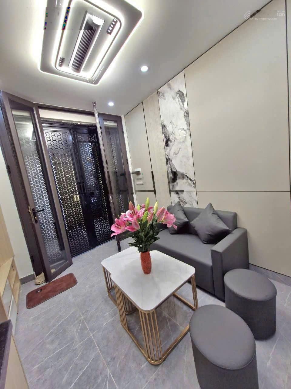 Bán nhà đẹp gần phố Thụy Khuê Tây Hồ, cạnh Lăng Bác, full nội thất vào ở ngay, hơn 14 tỷ