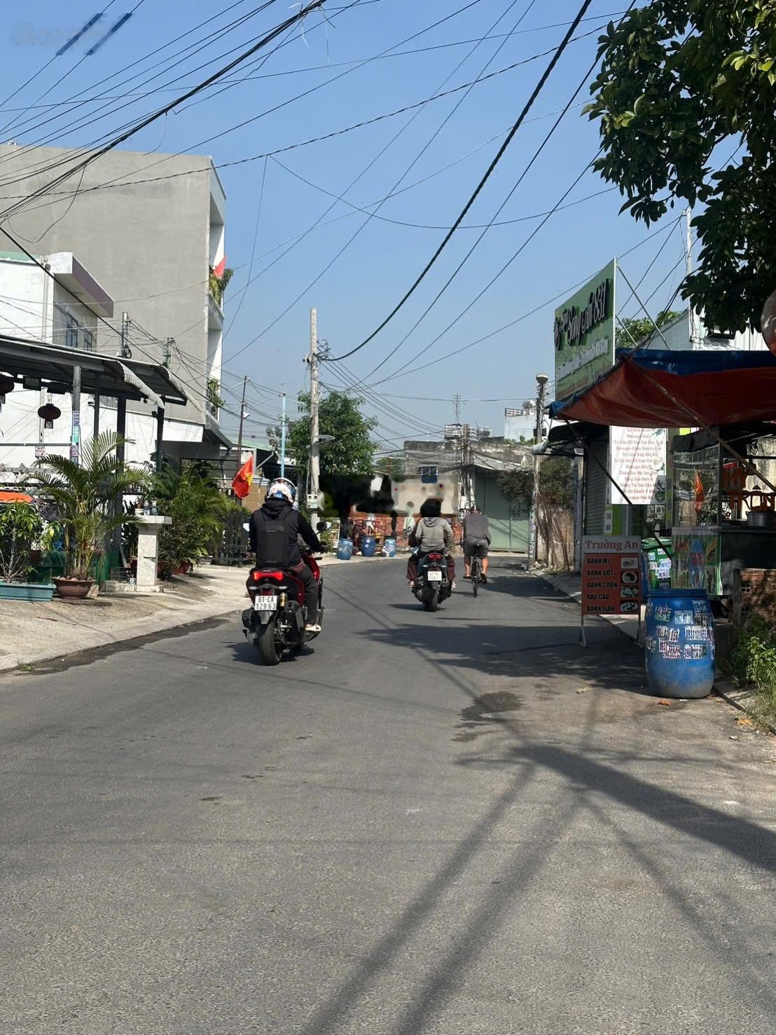 234m2 đất Gần Go Dĩ An, ngang 14m. Bán đất chính chủ. Sổ riêng. giá 12.5 tỷ