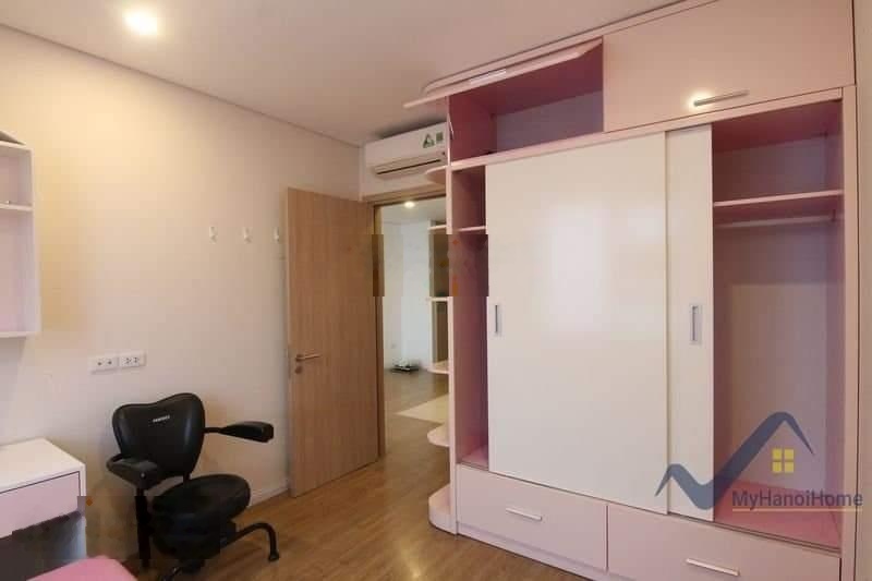 Chính chủ cho thuê 2 phòng ngủ 2 wc chung cư Mipec Riverside Long Biên 69m2 giá 11 triệu:0916393862