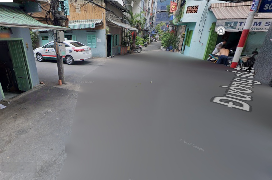 Nhà đẹp mặt tiền đường số Quận 4 xe hơi vào tận nhà