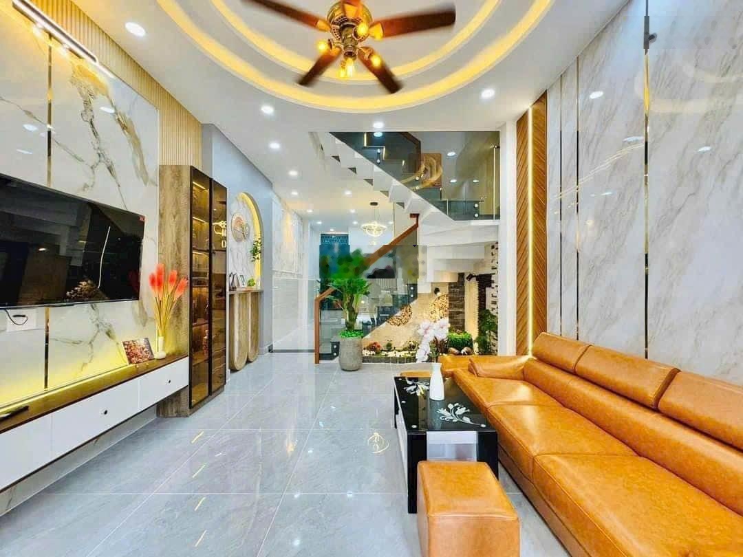 Bán nhà Phạm Văn Chiêu, P.14, Gò Vấp, 56m2 (4 x 14), 4 tầng, 8 tỷ