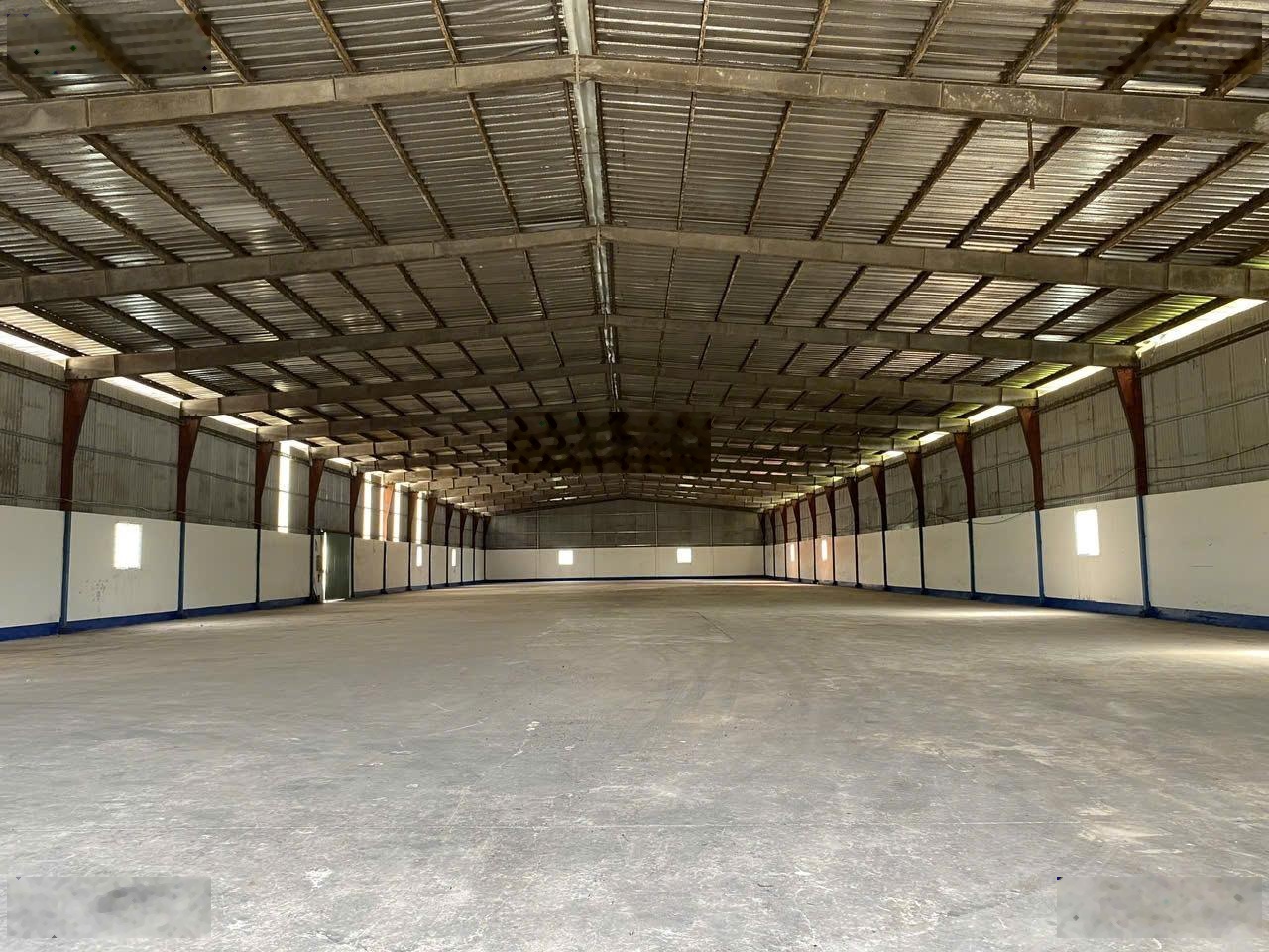 Cho thuê kho 2.340m2, Võ Ngọc Quận, Tân An, Long An, giá: 45k/m2/tháng, giao thông thuận tiện