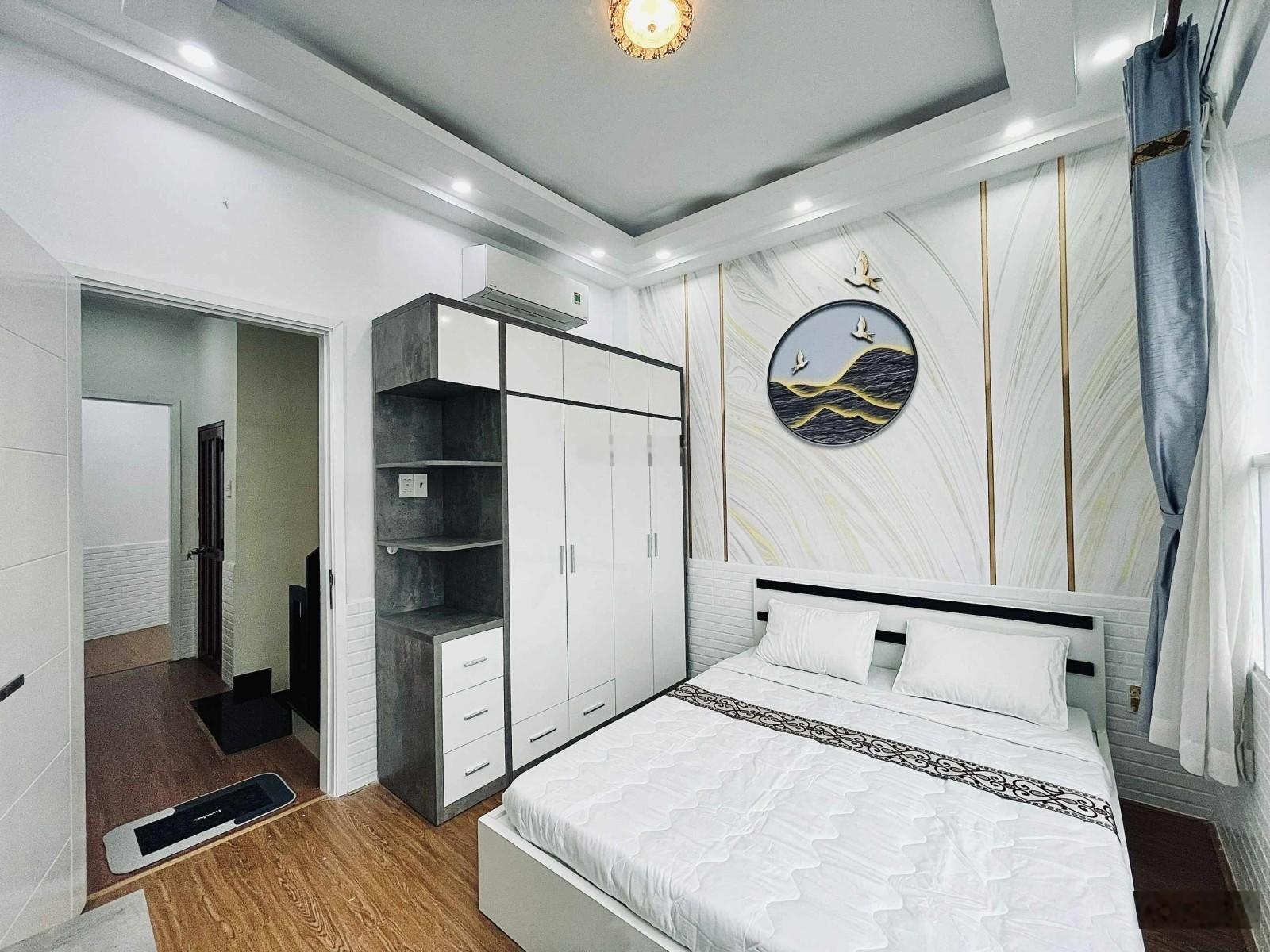 Siêu phẩm dòng tiền! Phan Văn Trị, Bình Thạnh - 5PN CHDV - nở hậu full nội thất giá chỉ 6Tỷ6 TL