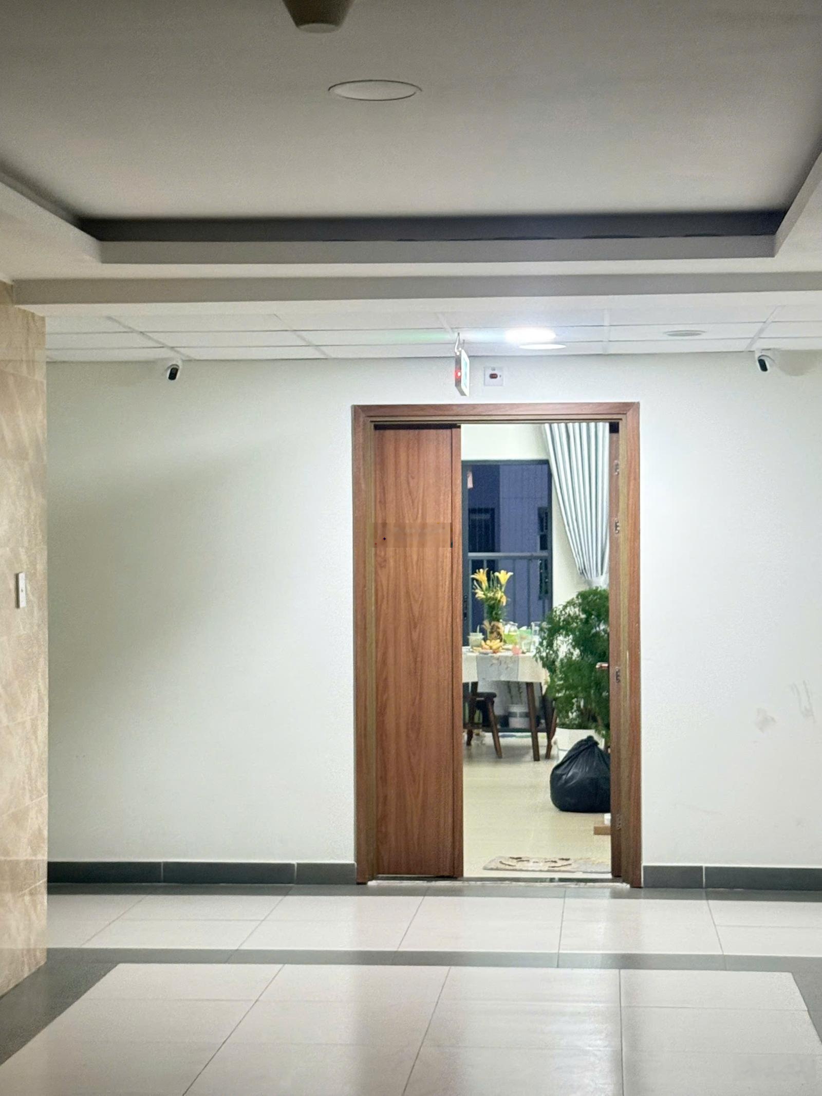 Chủ nhà cần bán căn 2PN đã có sổ giá 1tỷ450 LH em Chi