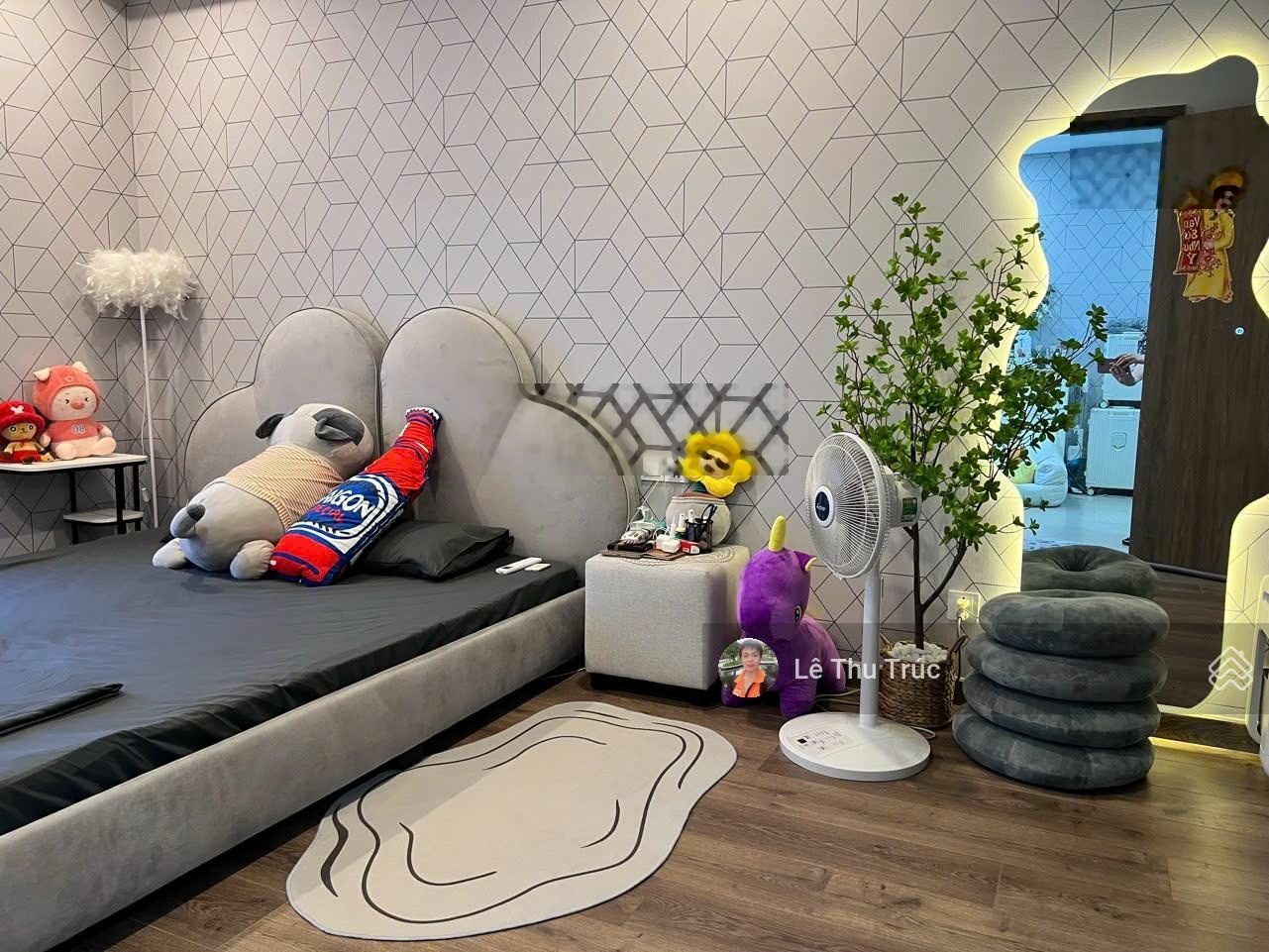 Chuyên bán căn hộ Sky89. DT 55m, 1 PN, nội thất đầy đủ, view sông, ở ngay, sổ hồng. Giá 4.4 tỷ