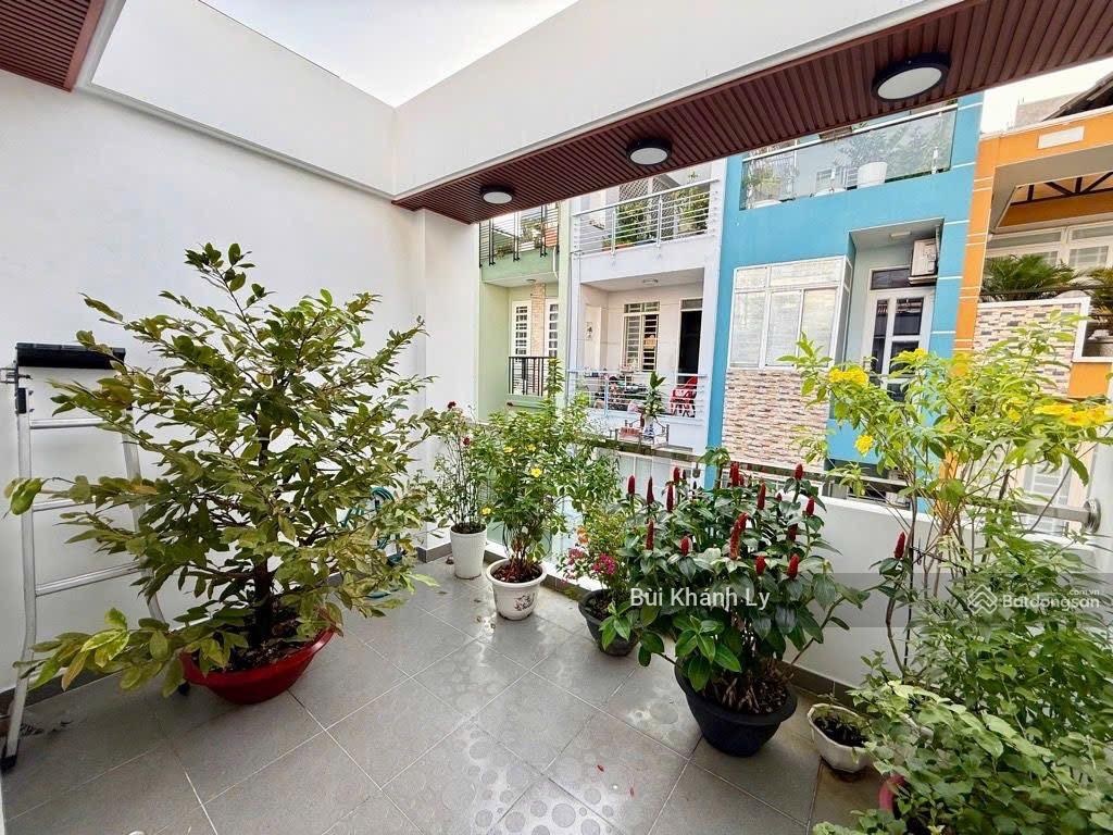 Phú Nhuận khu vip Nguyễn Trọng Tuyển - Phan Đình Phùng - liền kề Quận 1