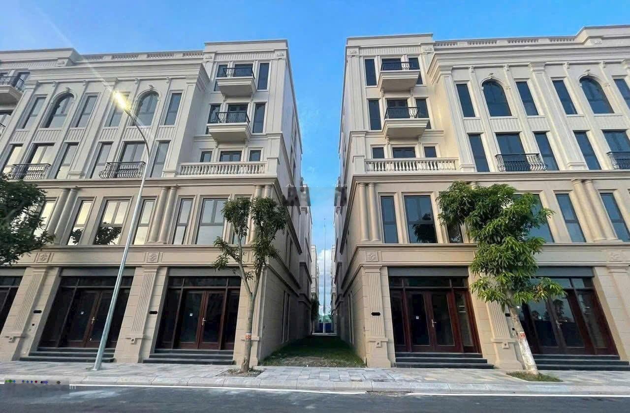 Bán biệt thự liền kề khu thời đại Vinhome Global Gate Cổ Loa - Cạnh vườn hoa và gần hồ 32ha