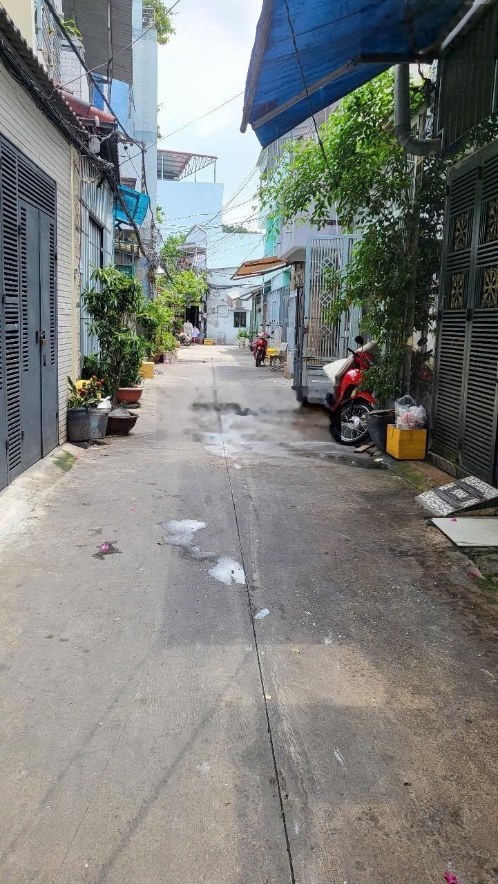 Bán Gấp Trước Tết Nhà 3 Tầng, Hẻm 4m, Đường TRƯỜNG CHINH, 4x12, 5.7 Tỷ