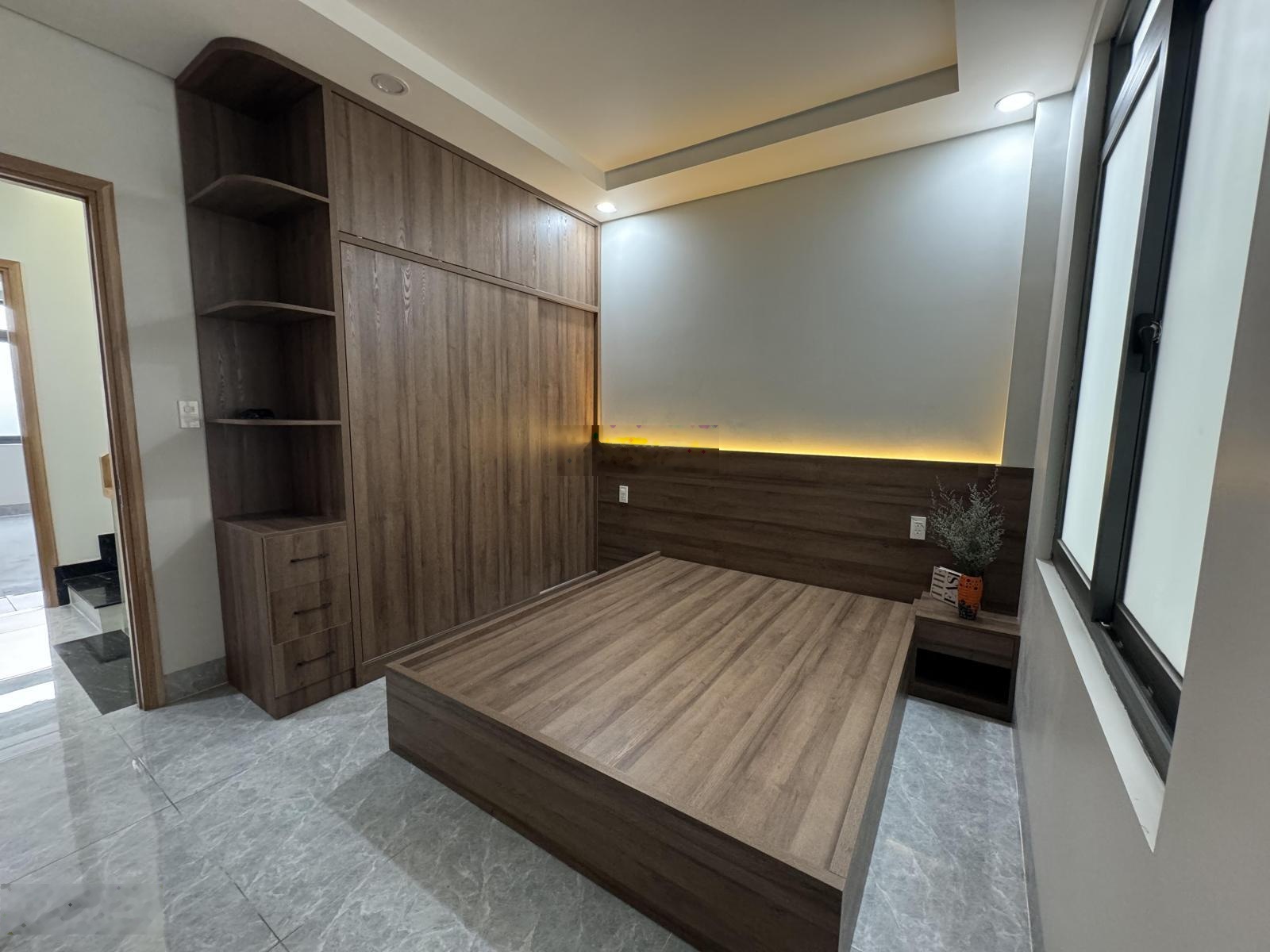 Nhà đẹp cần bán gấp thuộc phường đông hung thuận Q12 DT: 5 x 12m đúc 2 tấm giá bán: 5ty450tr