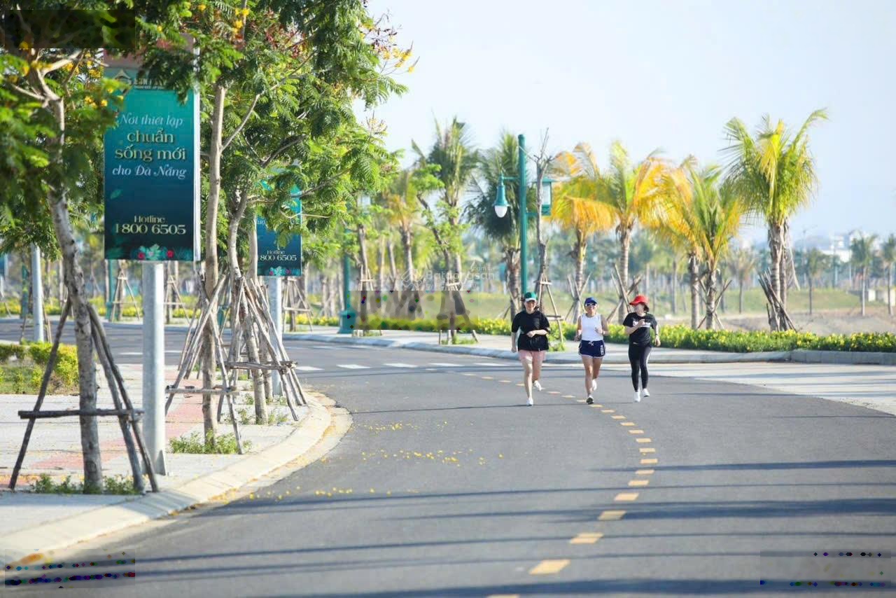 Thu Hồi Vốn Thanh Lý căn Góc 2 mặt tiền ngay trung tâm CV Đầm Sen 186m2 - giá gốc CDT