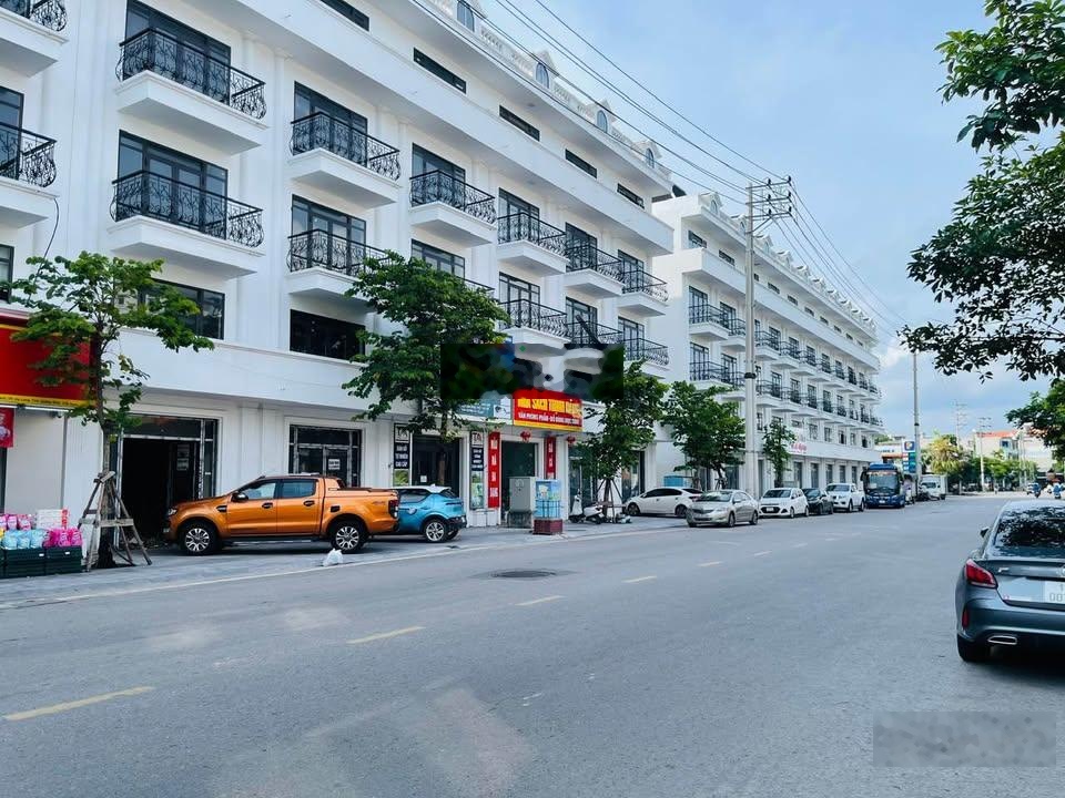 Căn góc Gold City mặt đường Cao Xanh siêu hiếm - Giá chỉ ngang căn thường