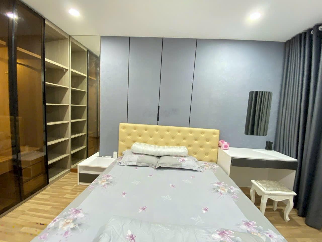 Chủ cần tiền bán gấp căn hộ mặt tiền Võ Văn Kiệt 2PN - 2VS, ngân hàng hỗ trợ 80%