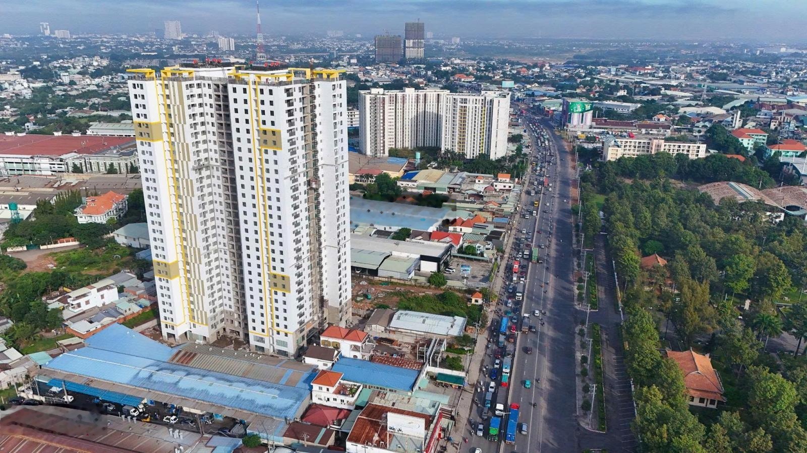 Sở hữu căn hộ mặt tiền QL13, đối diện Aeon Mall chỉ với 440 triệu, full nội thất-Diamond Boulevard