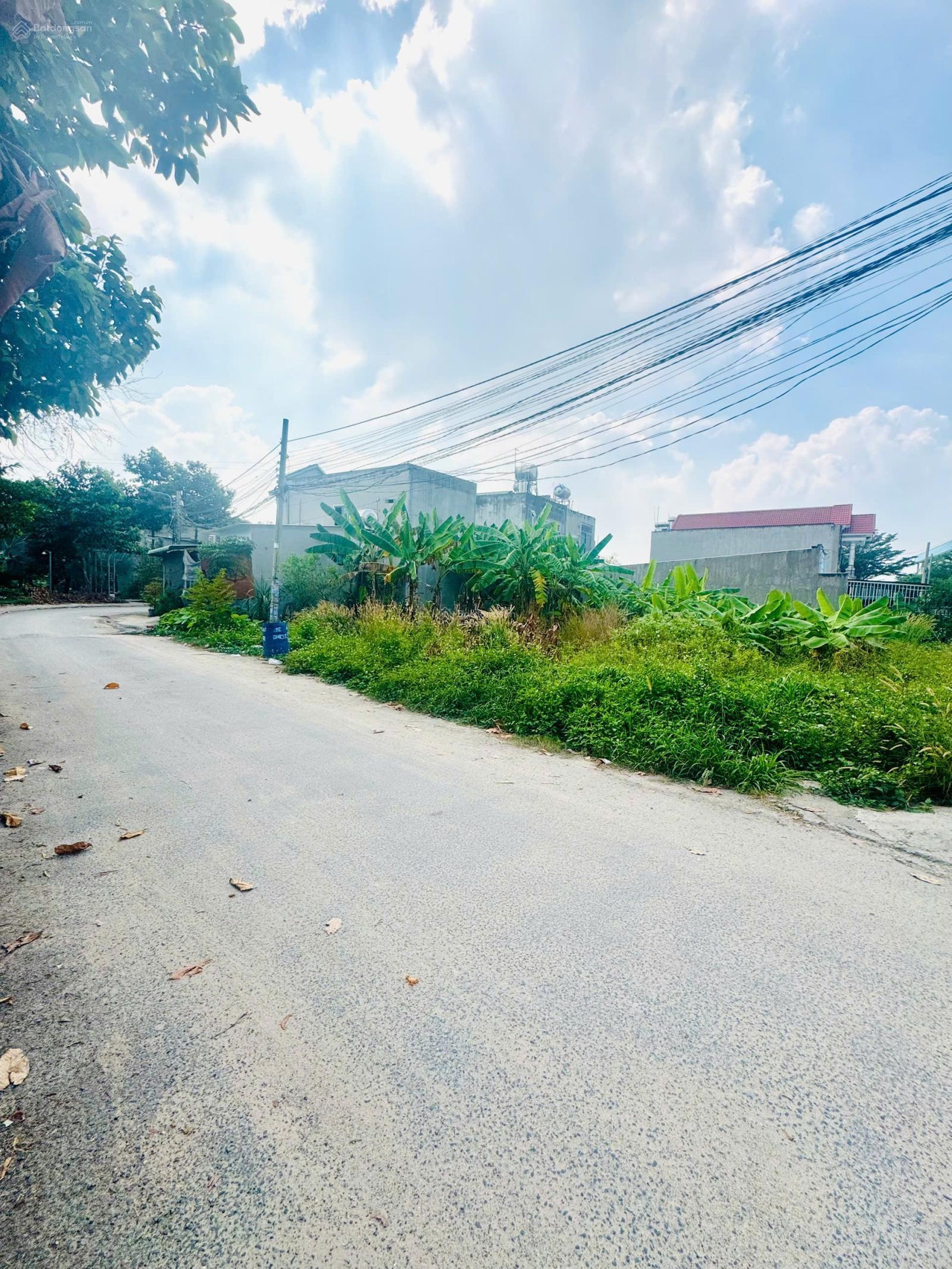 Kính gửi phí 2% (giá trước tết) - Giảm 200 triệu (giá cũ 3.290 tỷ) giá còn 3.090 tỷ TL