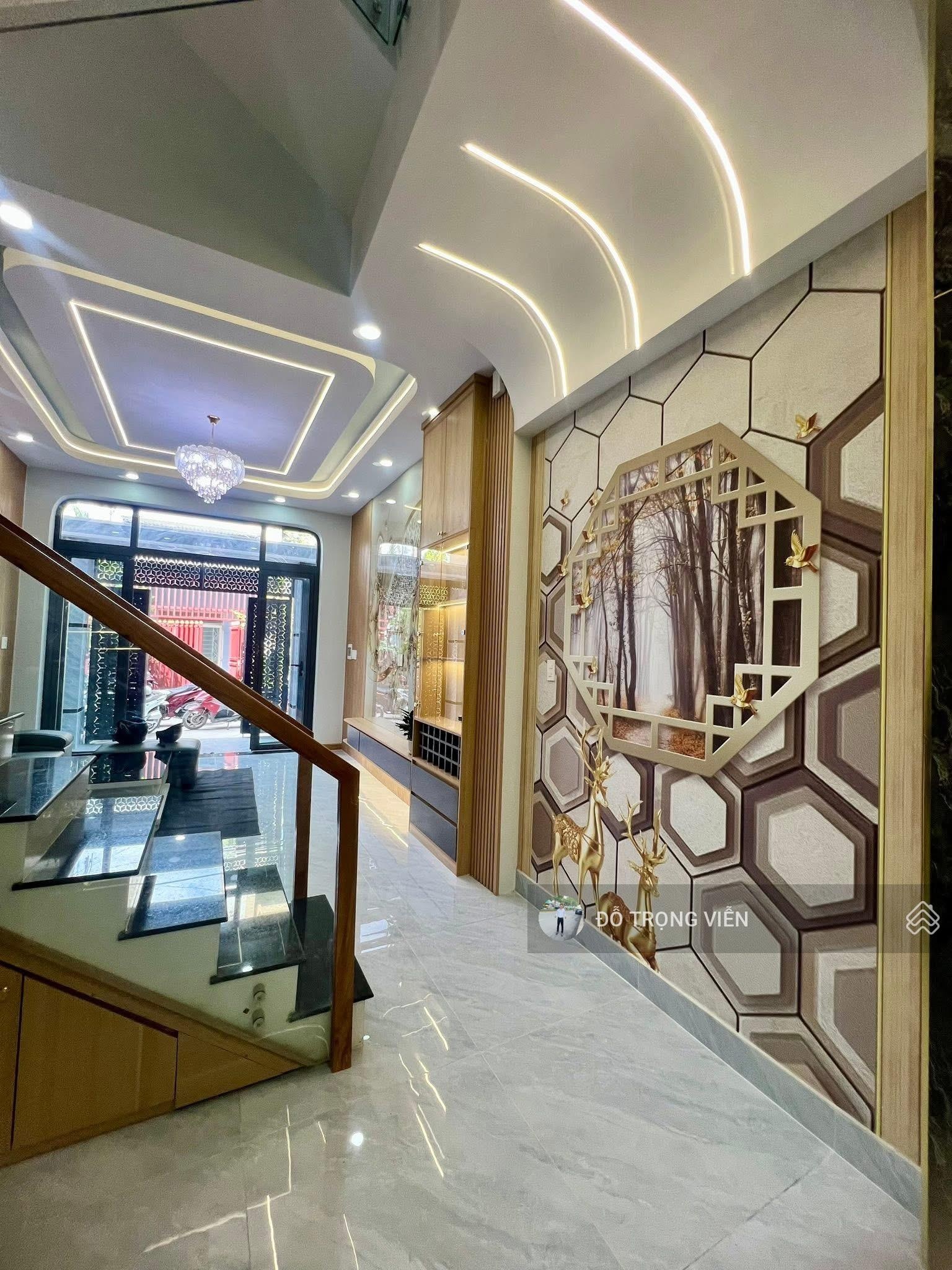 Nhà mới 4 tầng đón tết, full nội thất cao cấp, đường 160 - Phường Nhơn Phú A