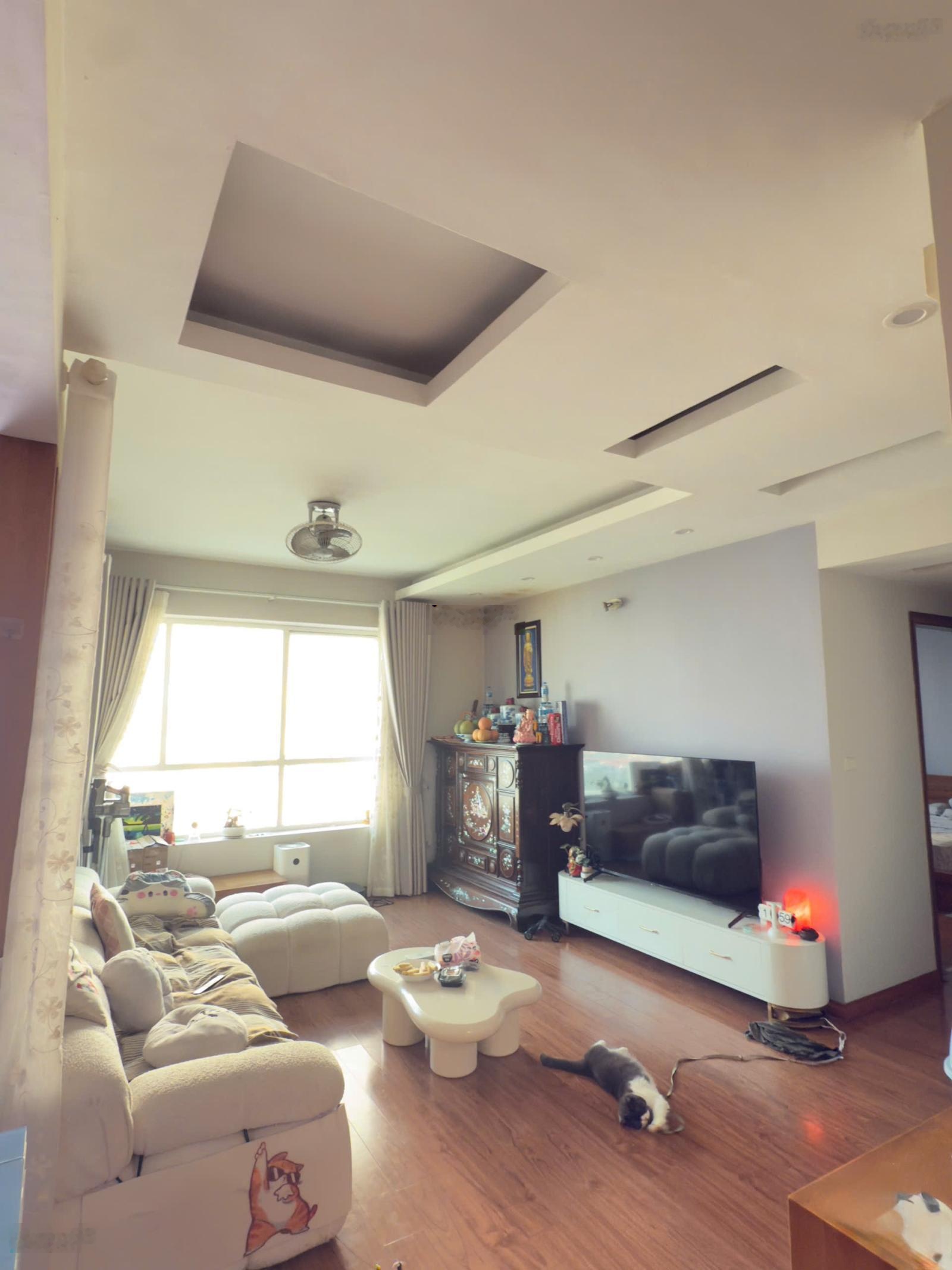 Chính chủ cần cho thuê căn hộ N09B2 Thành Thái, 133m2, 3 ngủ, đủ nội thất