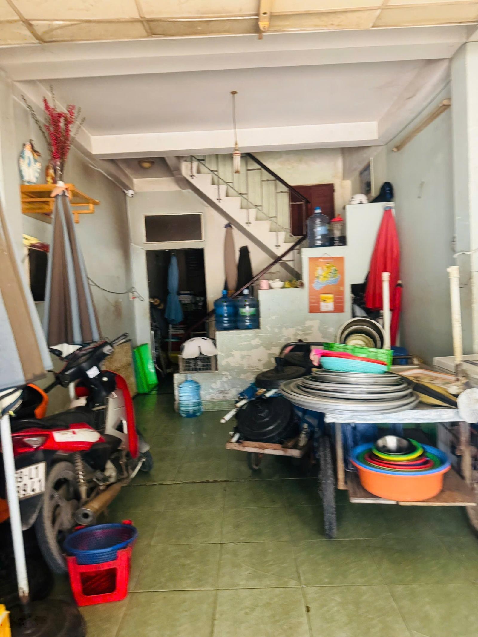 Bán nhà MT Tạ Quang Bửu P4 Q8 4x12m trệt lầu hướng ĐN sổ hồng riêng 13 tỷ TL