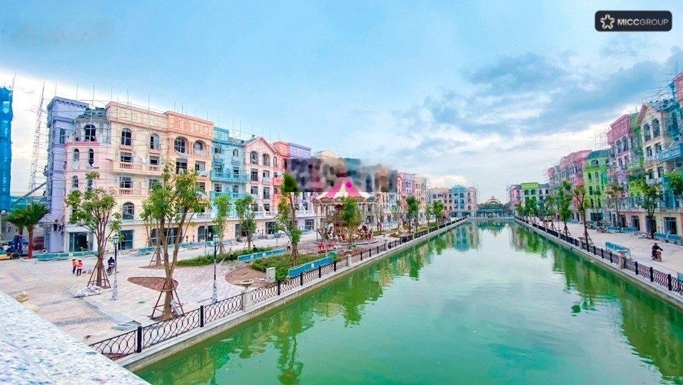 Shop Vinhomes Ocean Park 3 mặt sông Venice, sát quảng trường, LH 0916385555