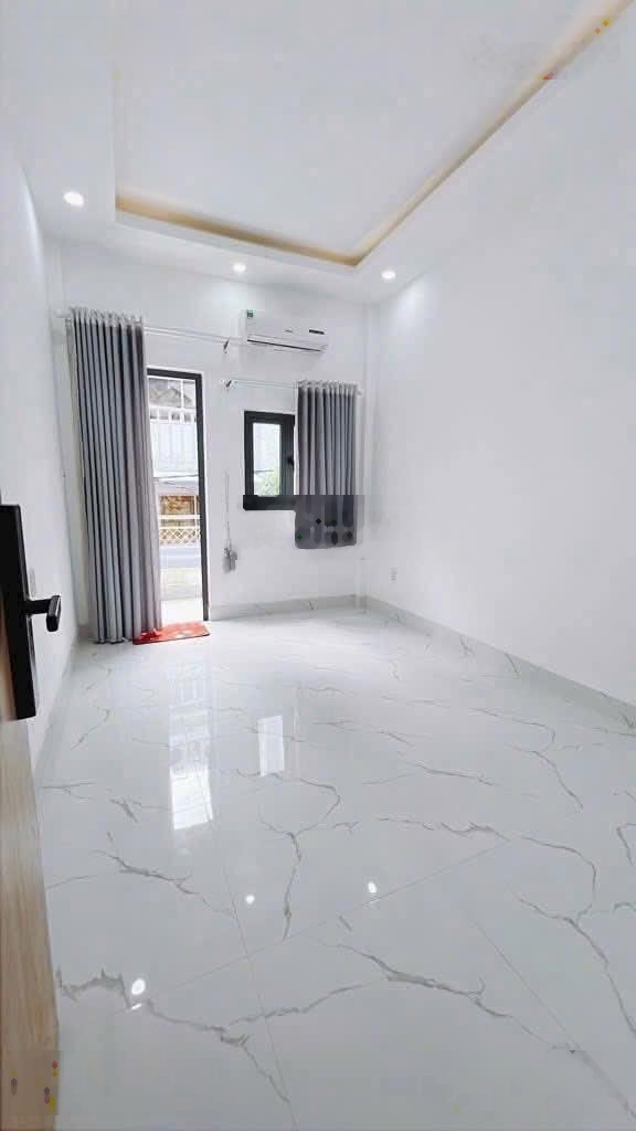 [Q4]_Tôn Thất Thuyết( Cầu Kênh tẻ)-40m2 bán phá giá