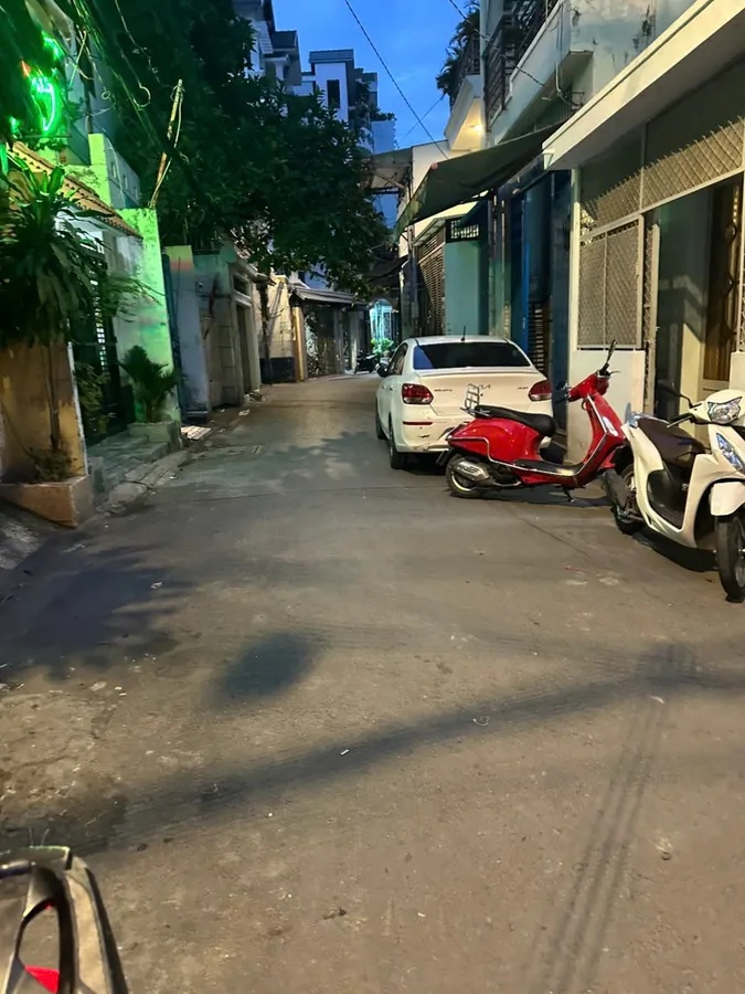 Bán nhà HXH đường Số 1,P.10,Tân Bình - 117m2, 4 tấm,giá chào 12.8 tỷ