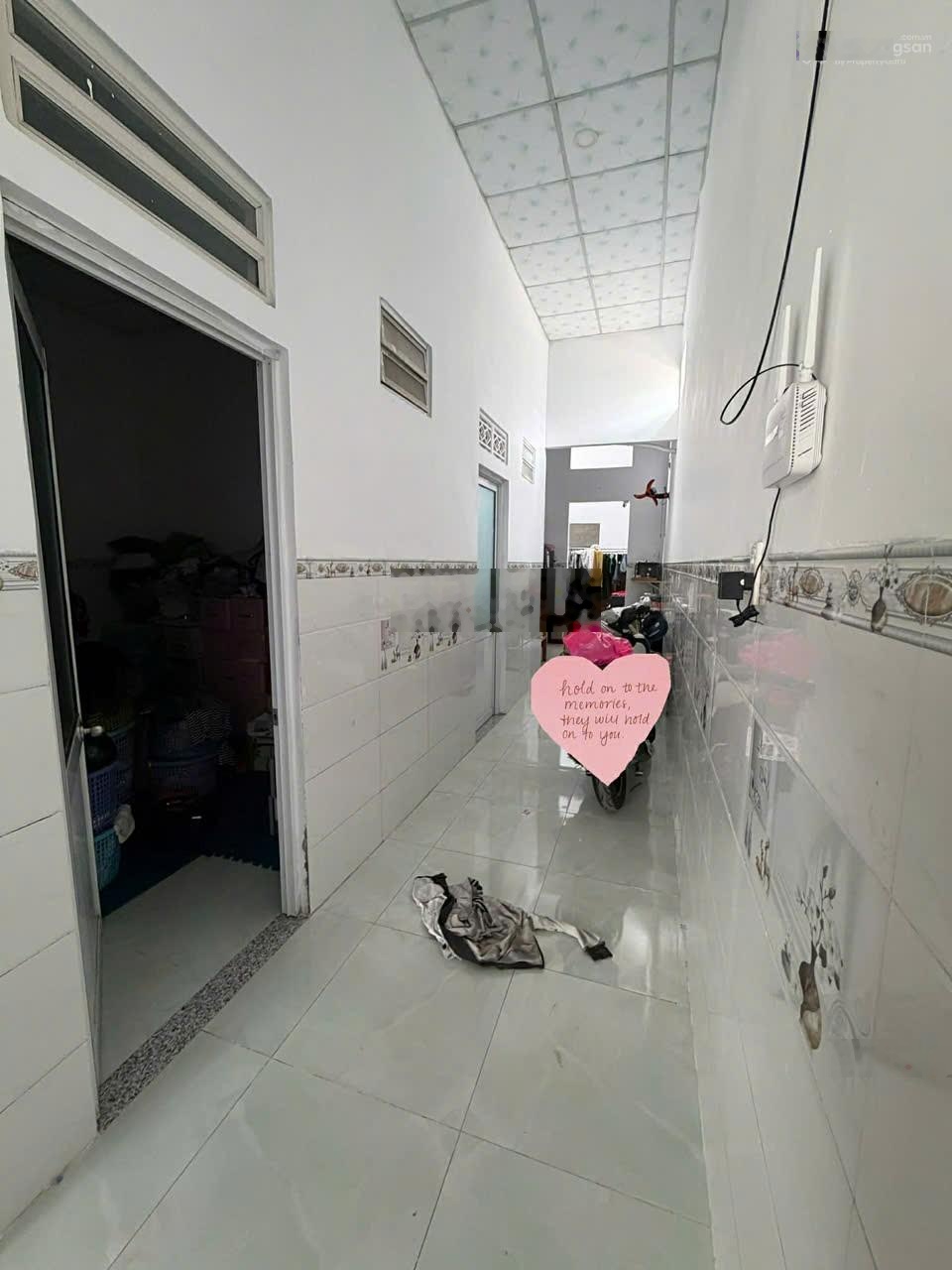 Bán gấp nhà góc 2 mặt tiền sổ riêng thổ cư ngay khu dân cư Quân Đội Bình Hòa, Gần Chùa Phổ Quang