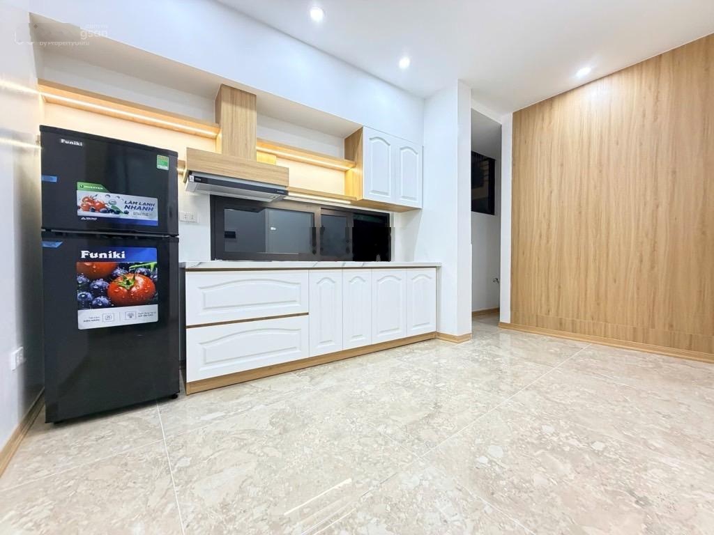 bán CCMN 50m2, 6tầng, Thang máy, Lô góc. 11.8tỷ