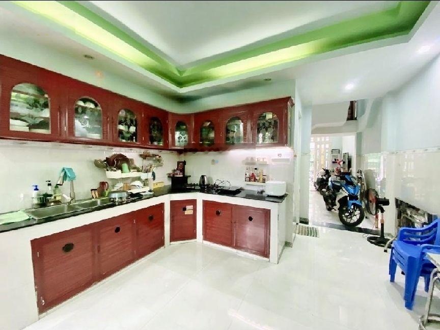 Mặt tiền 4 tầng- 4x14m KDC Lý Chiêu Hoàng. Chỉ 8 tỉ 28