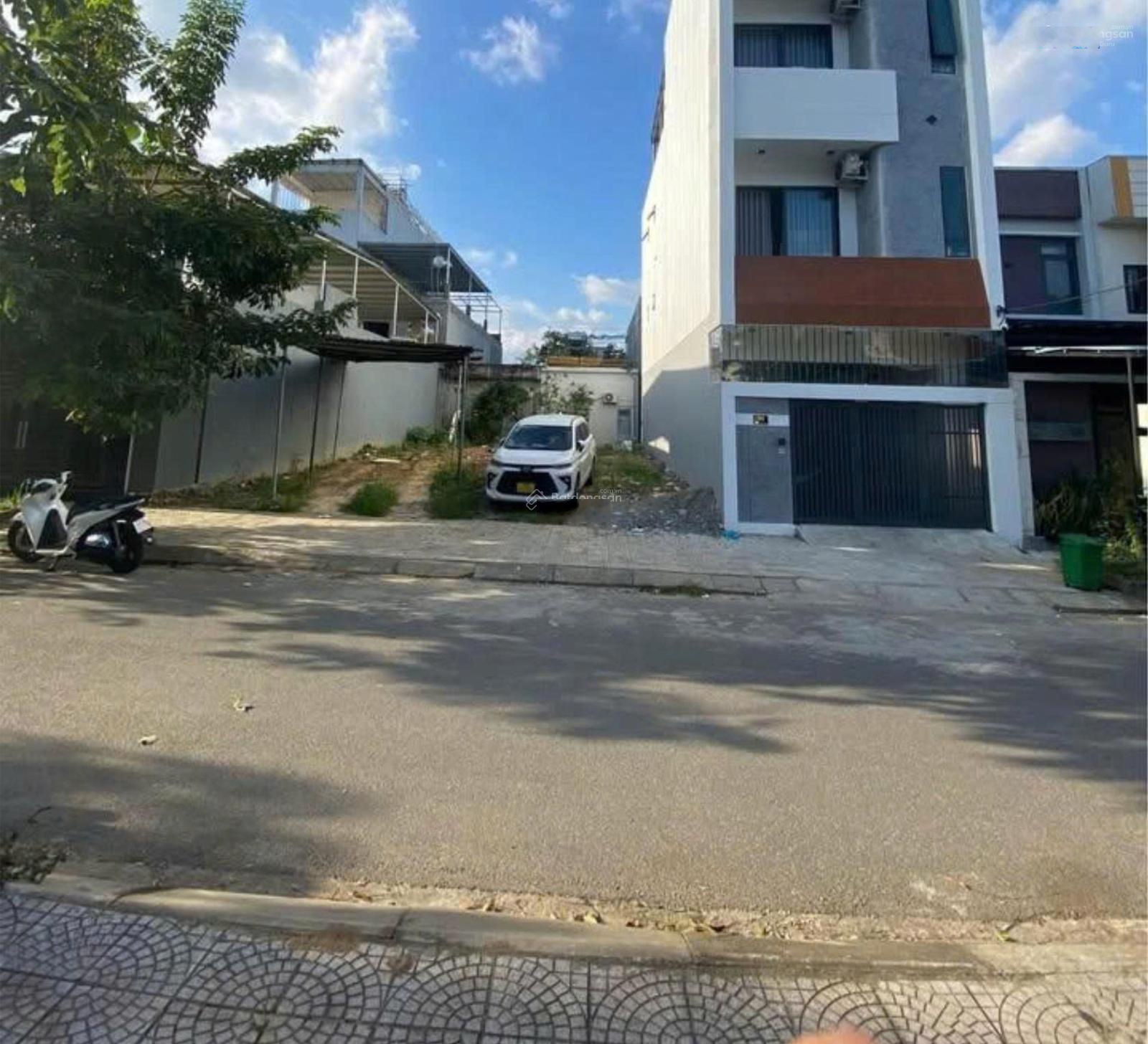 Bán lô đất mặt tiền Đà Sơn 6 - CẠNH LÔ GÓC gần đại học Duy Tân, giá 3 tỷ 9 tl