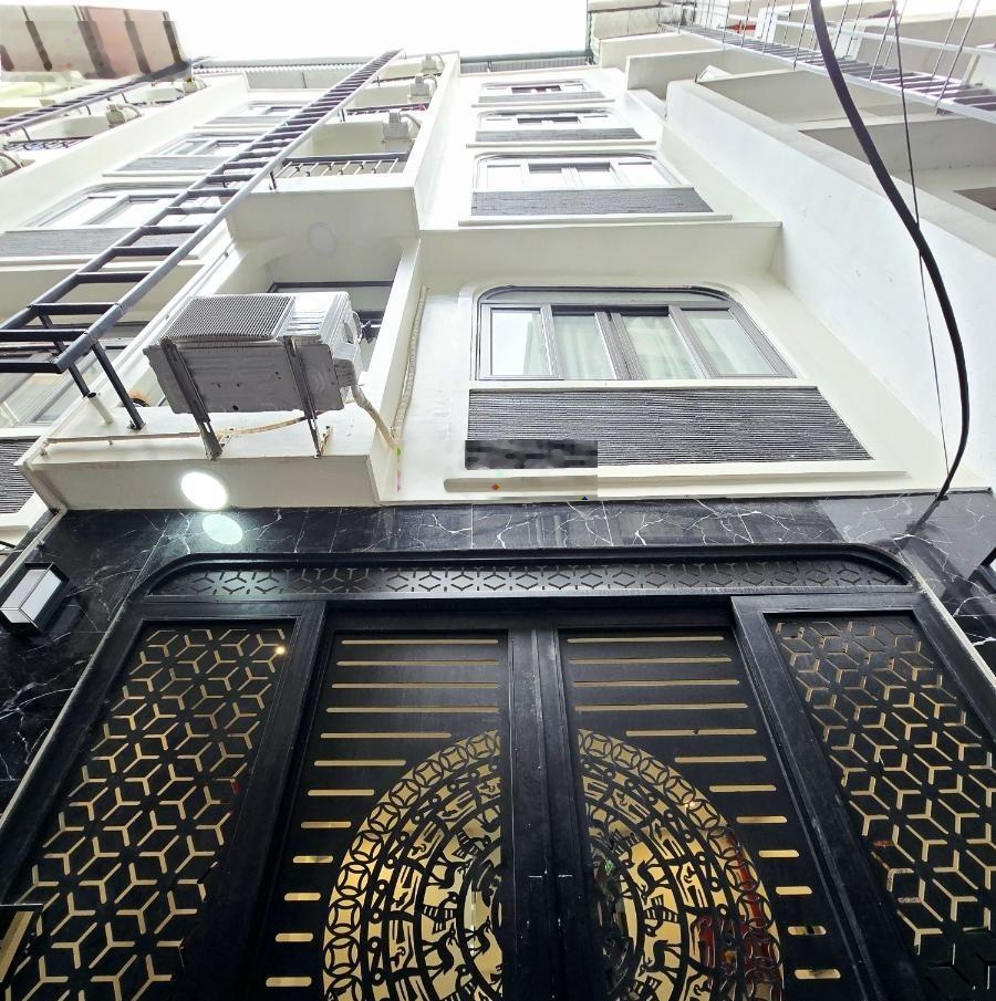 Ccmn hàng hiếm cầu giấy 55m2* 6t thang máy full nội thất dòng tiền 80tr/th. giá chỉ nhỉnh 17 tỷ