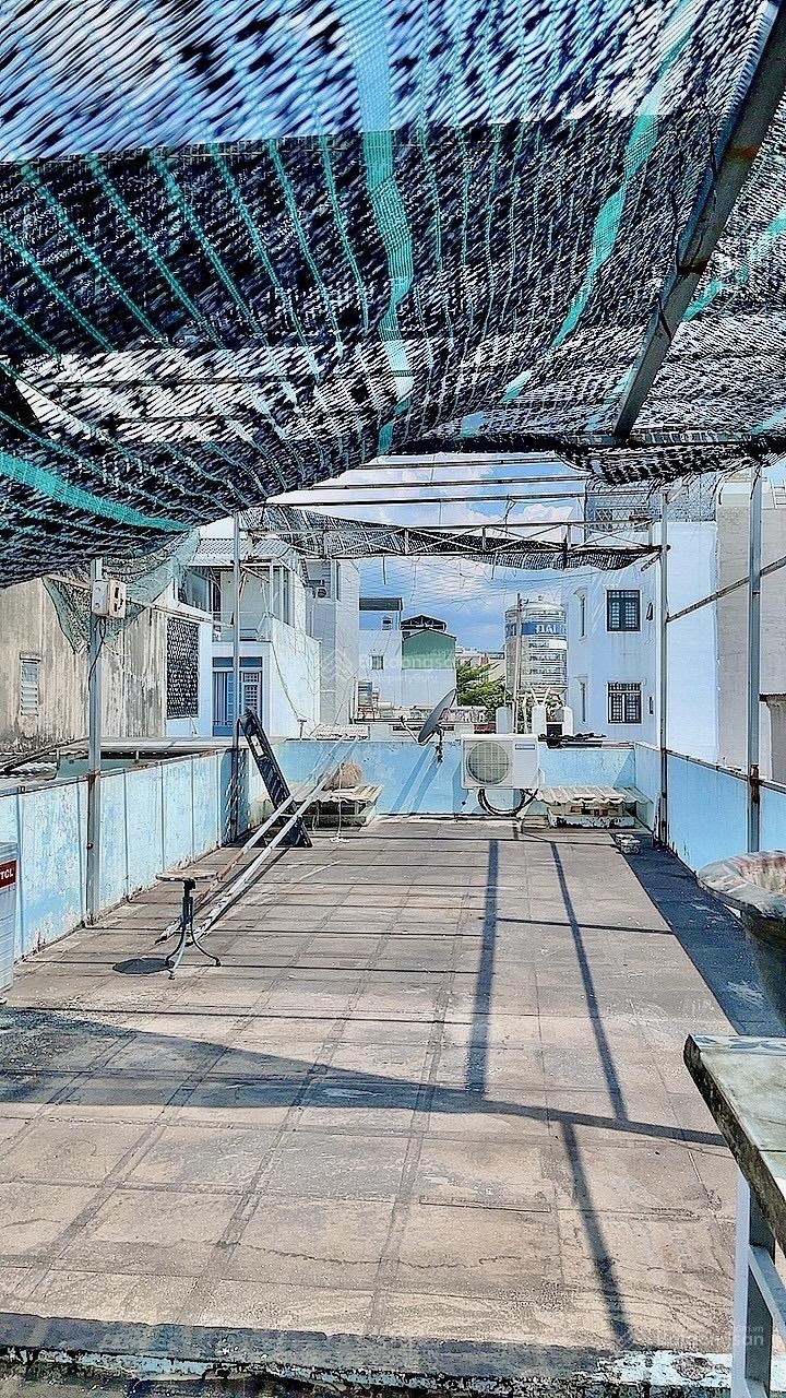 Cơ hội hiếm - 52m2 đất mới 3 tầng - xe hơi đỗ cửa - chỉ 4.35 tỷ (còn thương lượng)