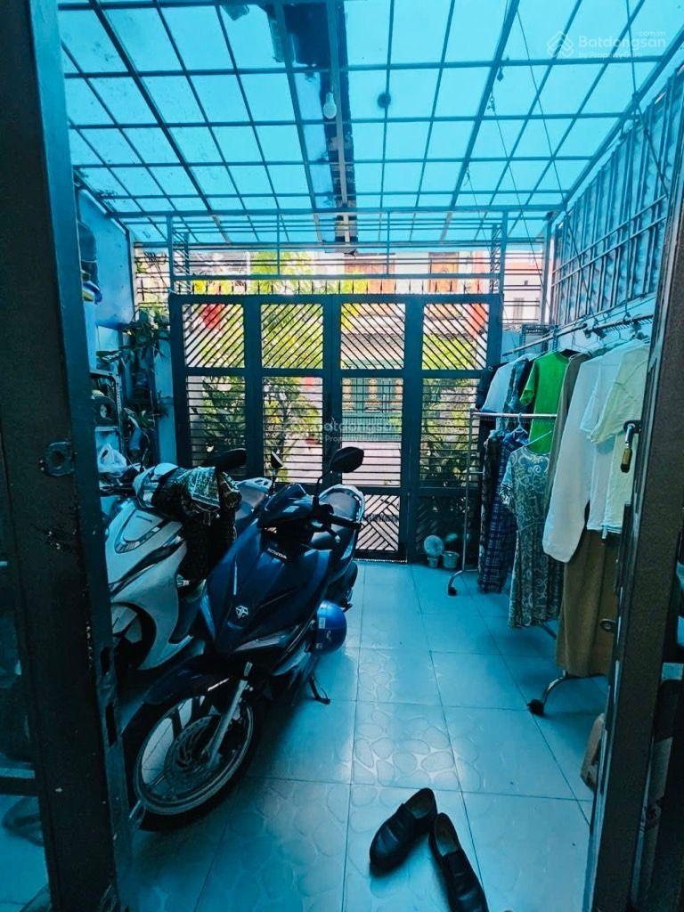 Phan huy ích ,dt 5*15 ,2 tầng ,hẻm xe tải tránh thông , gần emart ,chợ ,tiện mở cty nhỉnh 6 tỷ