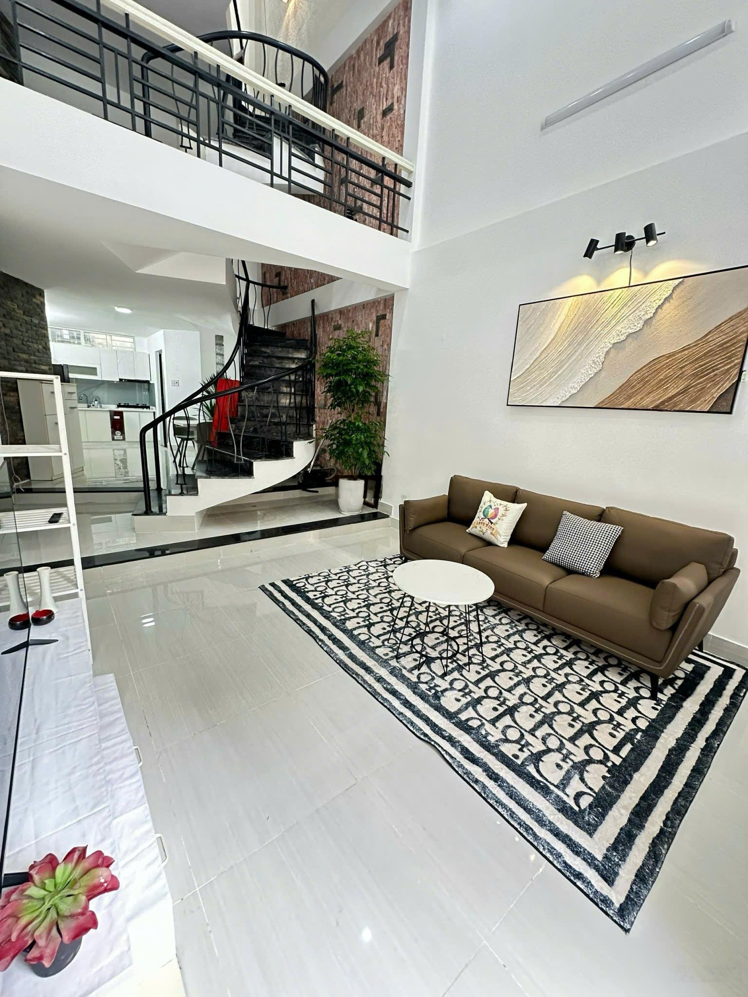 Bán nhà 4 tầng phạm tu sơn trà phố hàn, cách biển 200m nhà mới xây cực đẹp