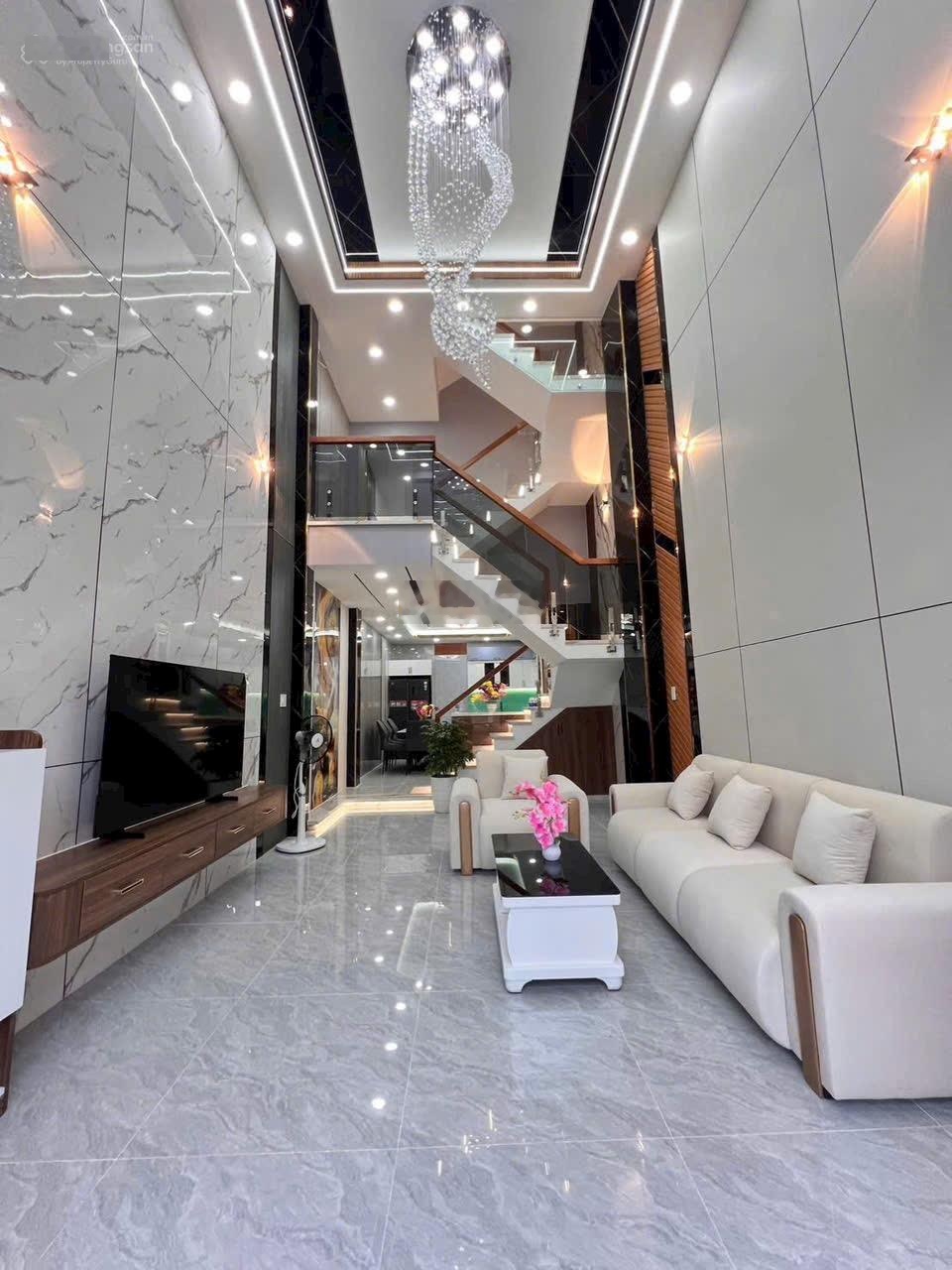 Bán nhà hẻm xe hơi, full nội thất, an phú đông, q.12