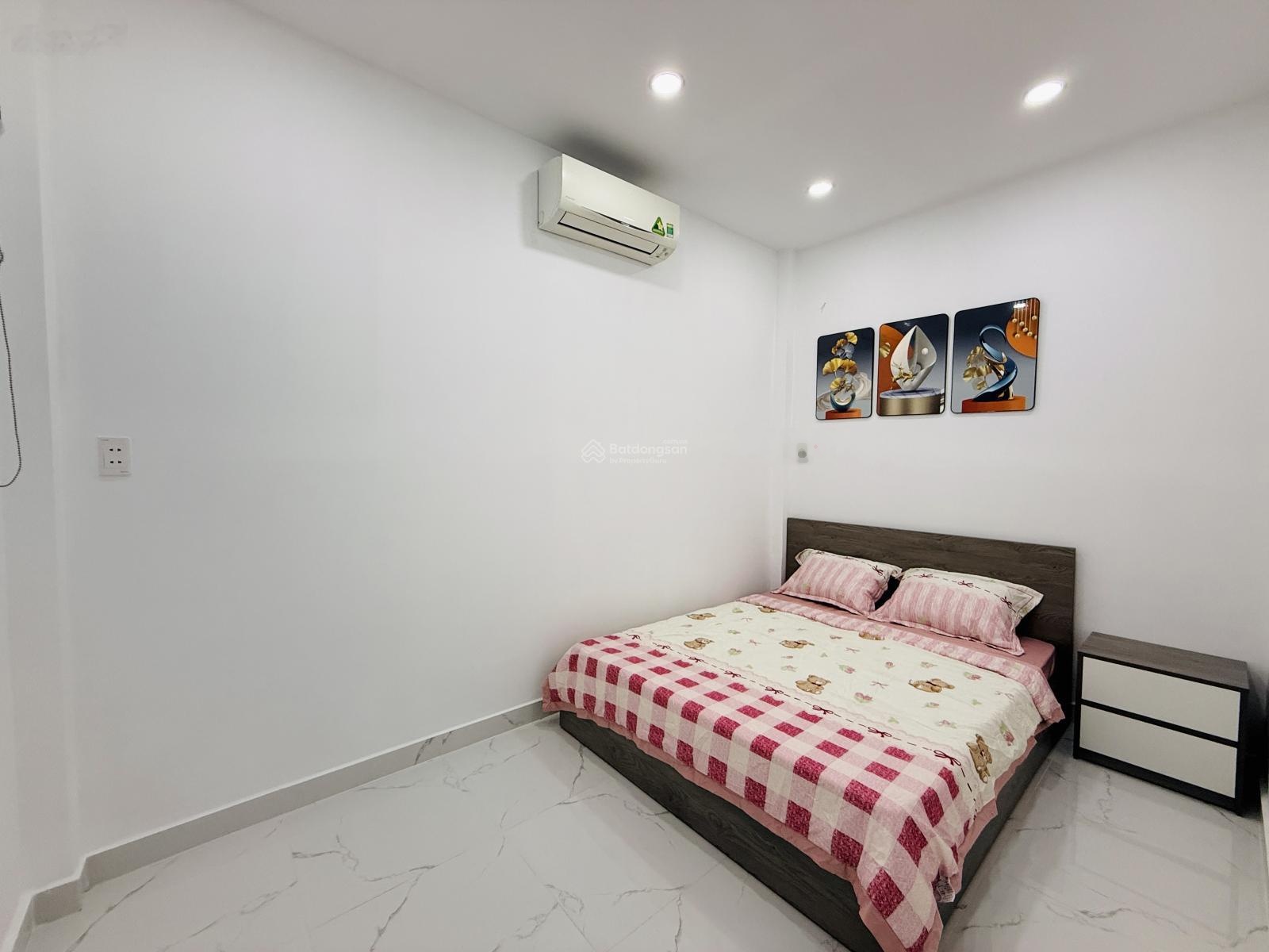 Bán Nhà HXH Thông Trung Mỹ Tây, Q12 4x10 4.25 Tỷ TL