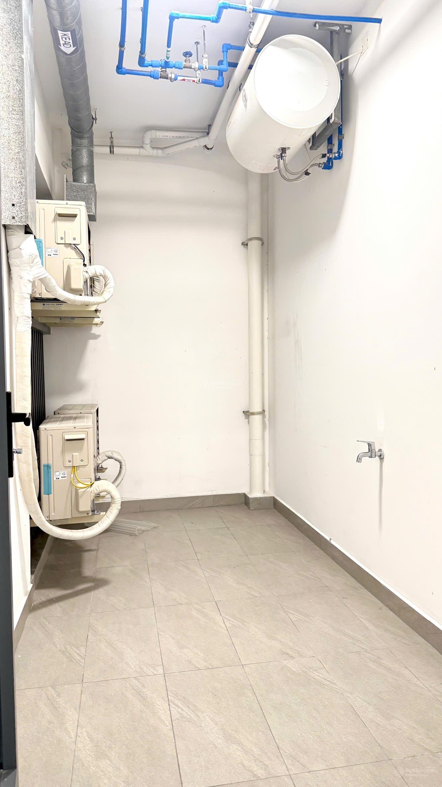 Diamond Alnata Plus 3PN 104m2 View Đại Lộ , Tặng Kèm Ô Xe Hơi Định Danh , Nhà Sạch Mới Thoáng Mát