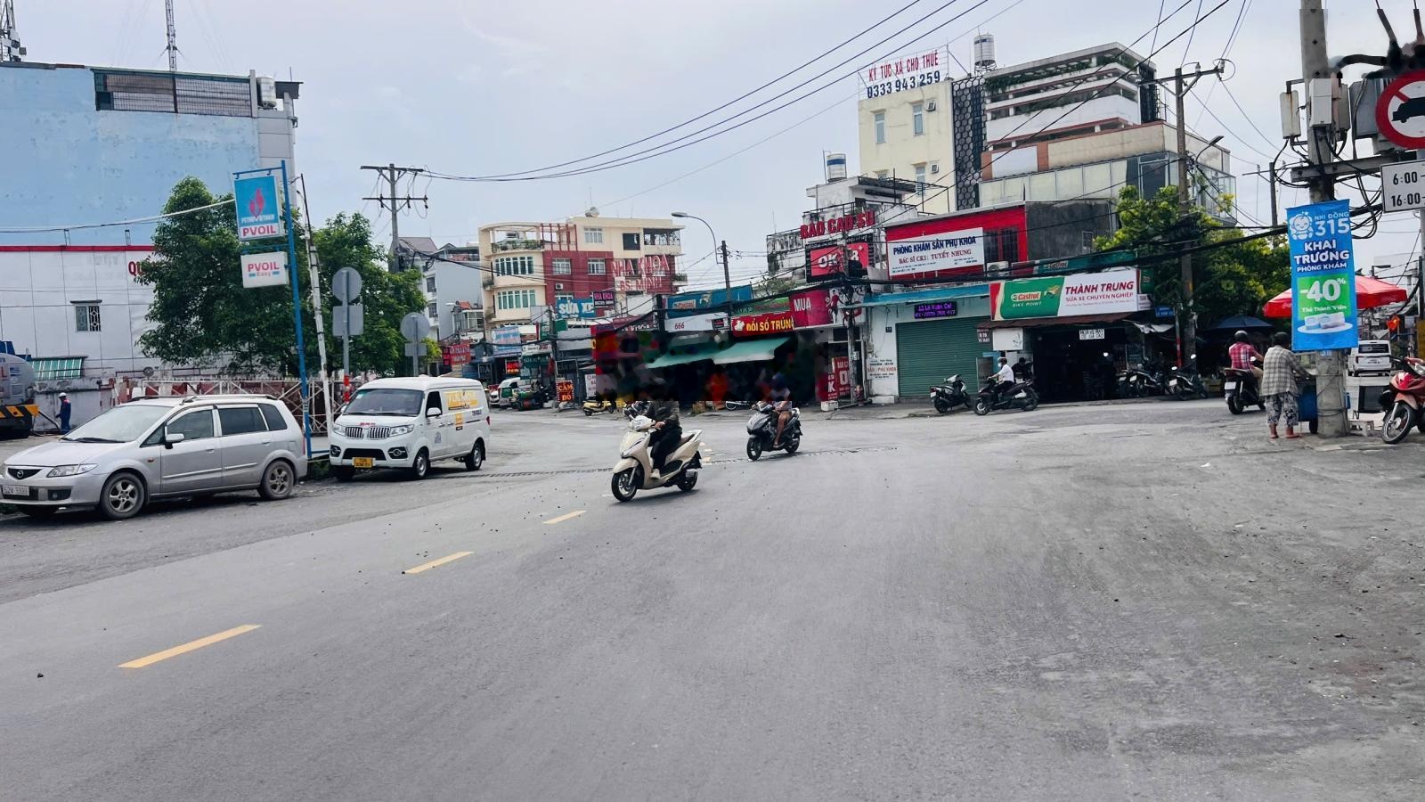 Bán nhà mặt phố cạnh Lê Văn Việt, 103,5m2, chỉ 9,5 tỷ, Quận 9, TP.HCM