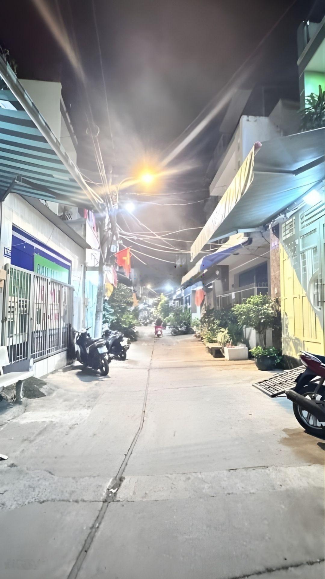 Cư xá phú lâm a q6 - hẻm 5m thông - 4 tầng - tặng nội thất - 7.48 t ỉ